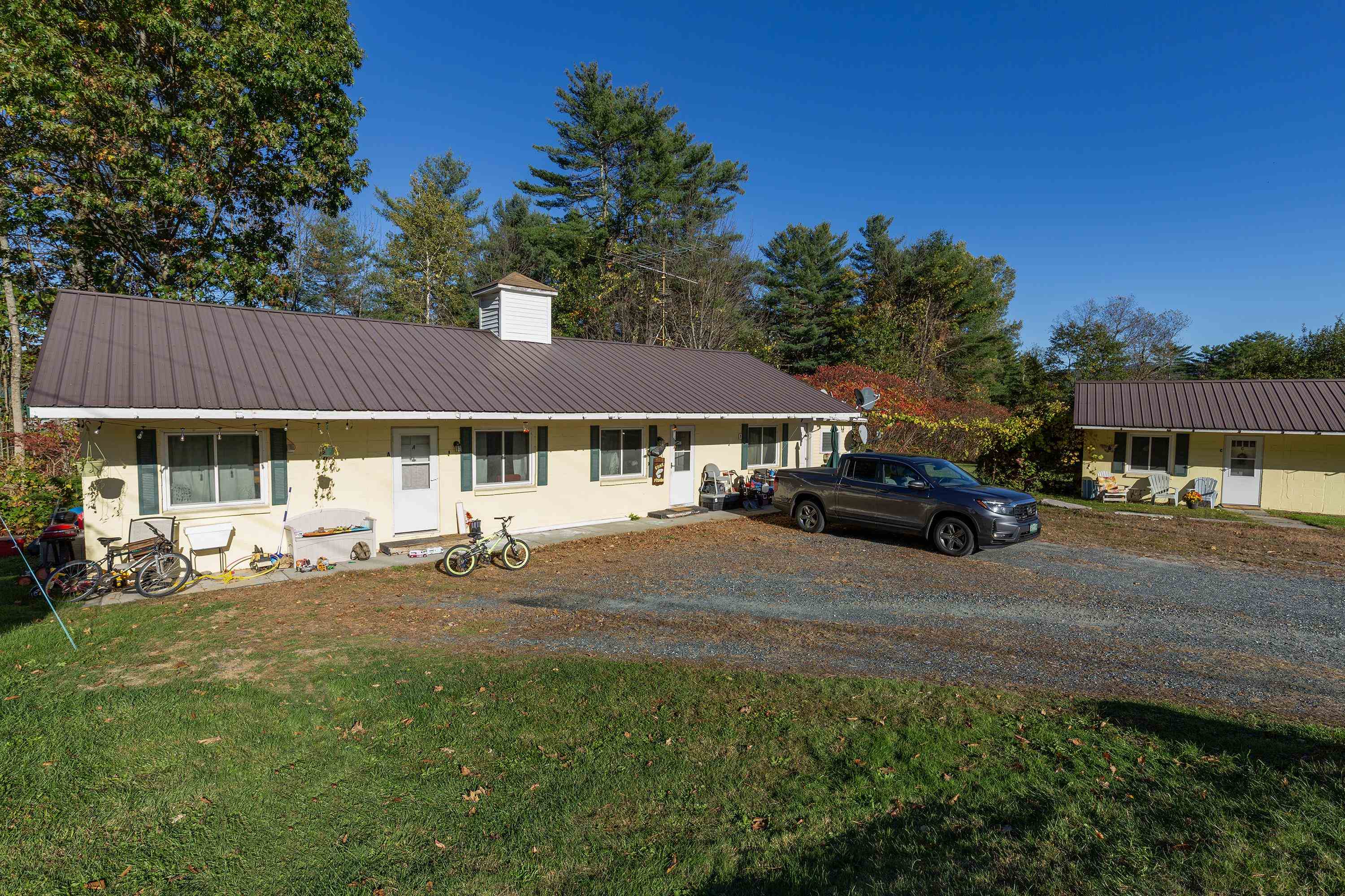 1675 Us Route 5 South Property Photo 5
