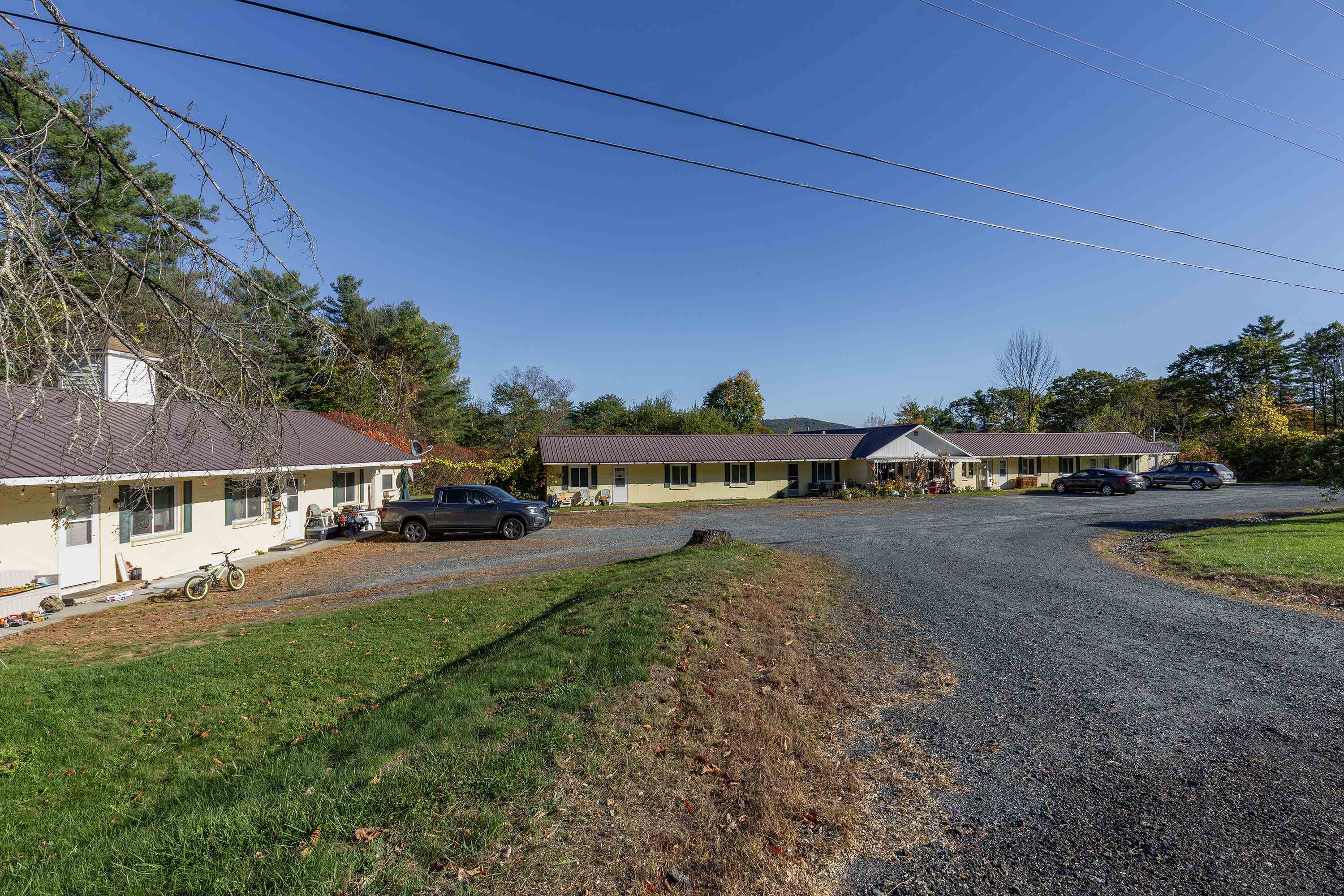 1675 Us Route 5 South Property Photo 10