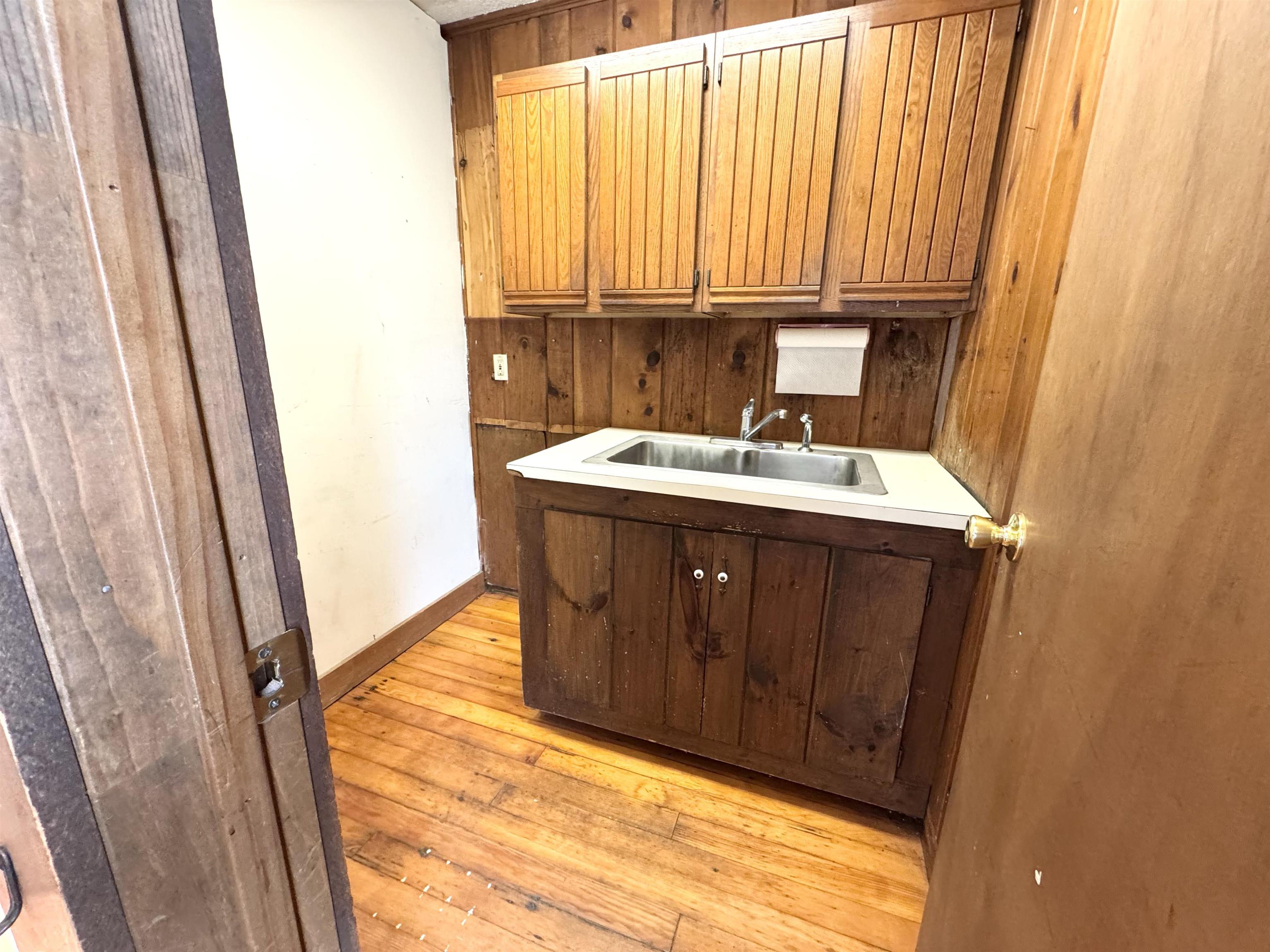 2072 North Main Street Property Photo 6