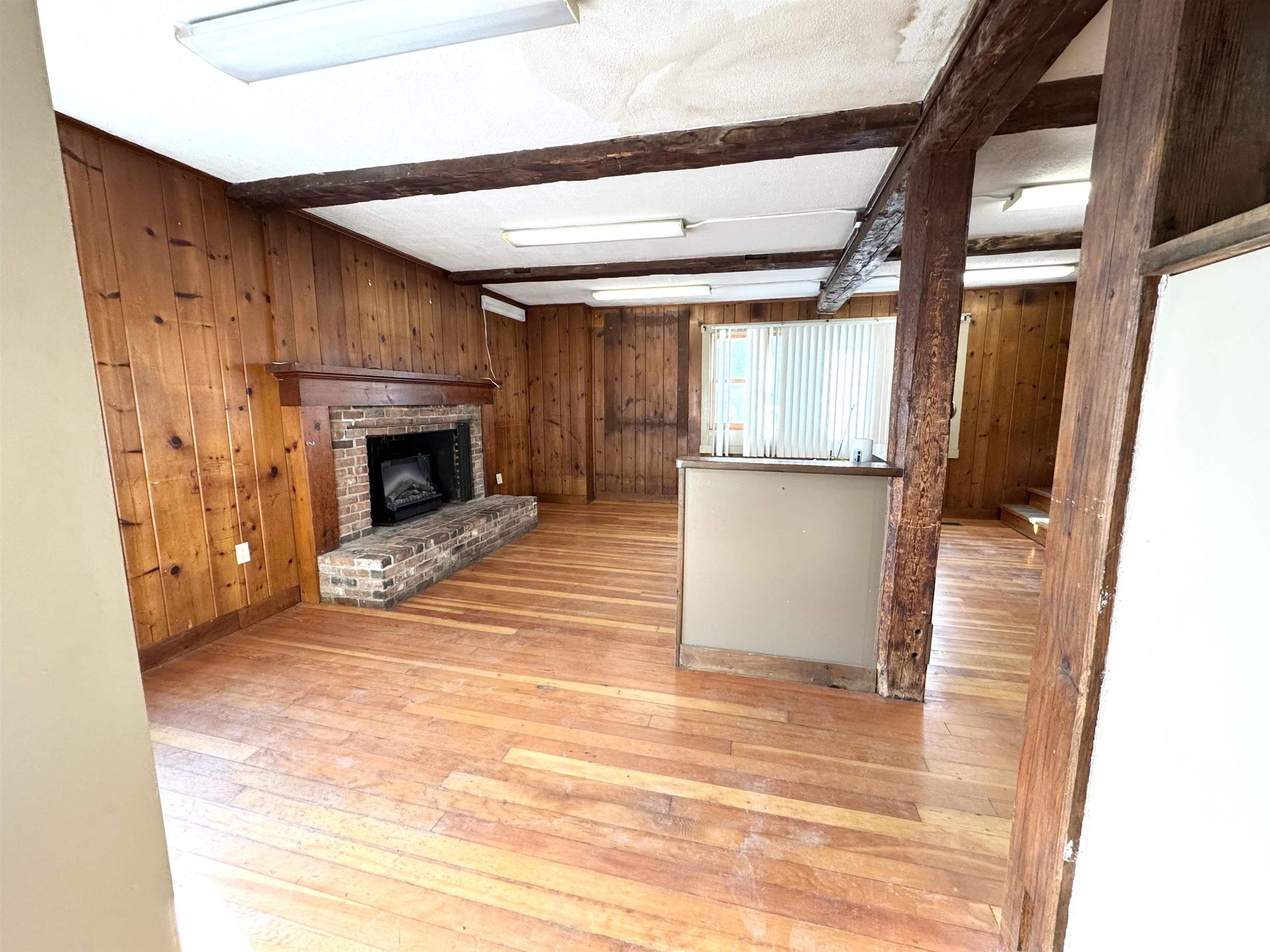 2072 North Main Street Property Photo 7