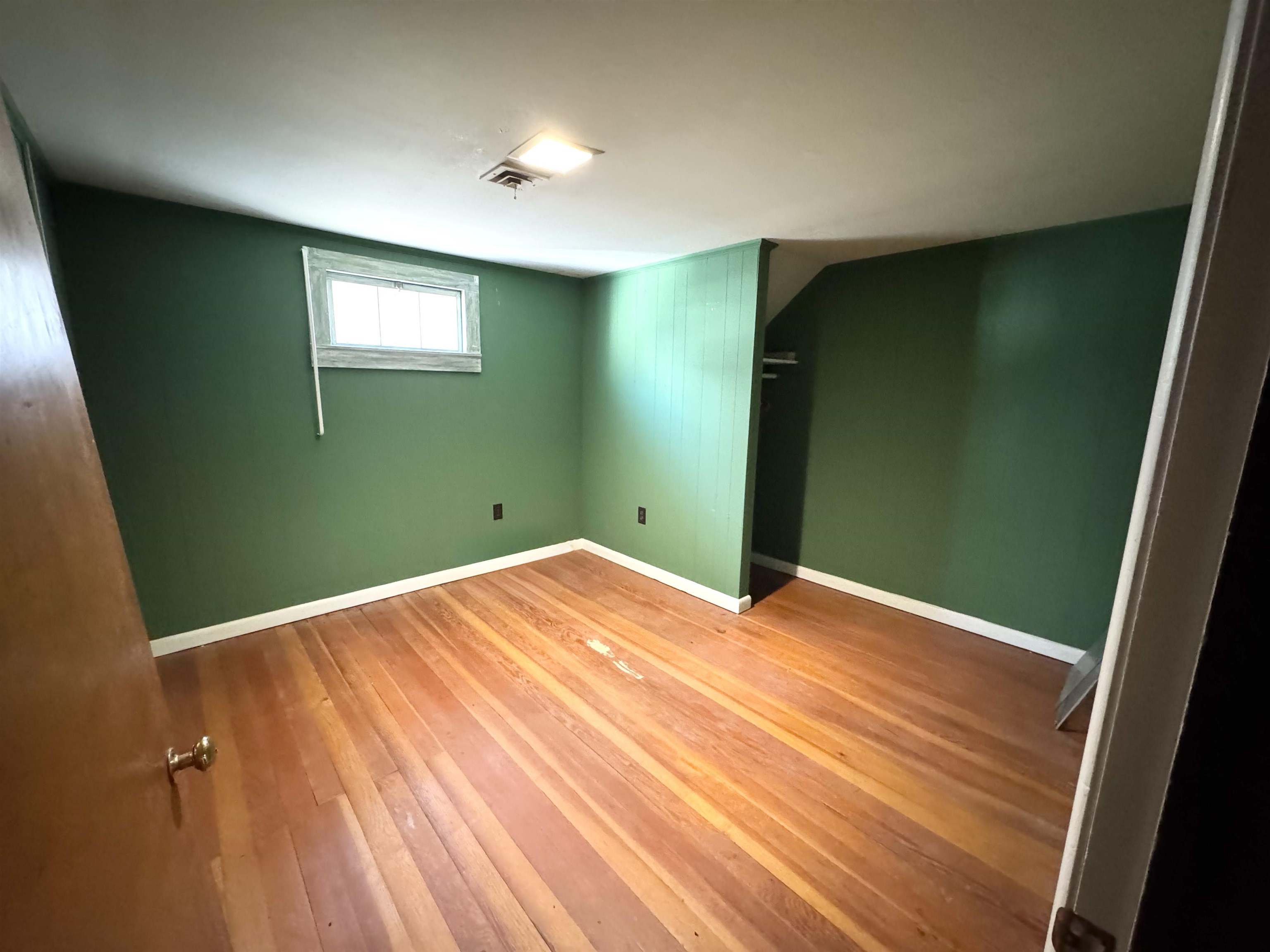2072 North Main Street Property Photo 11
