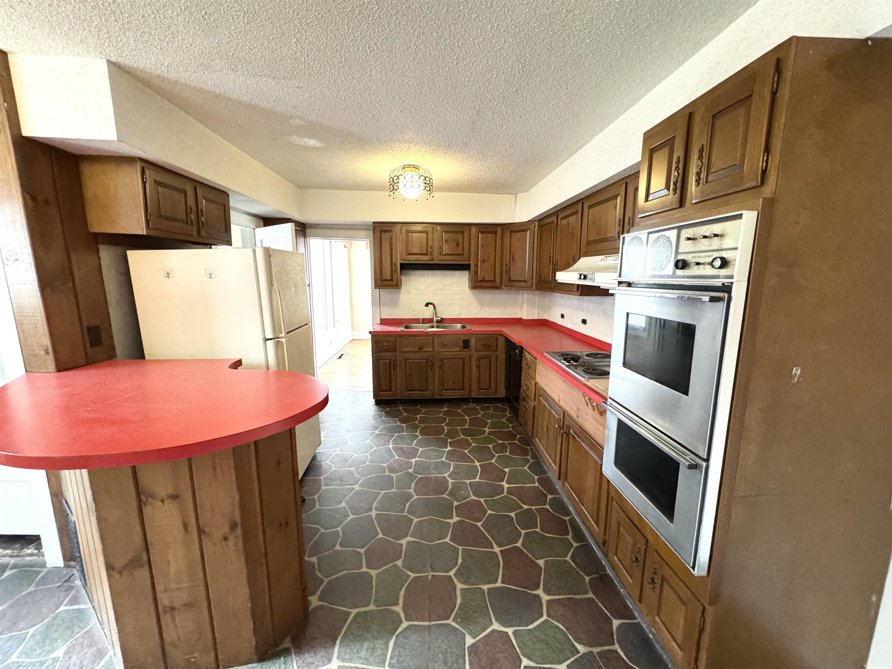 2072 North Main Street Property Photo 20