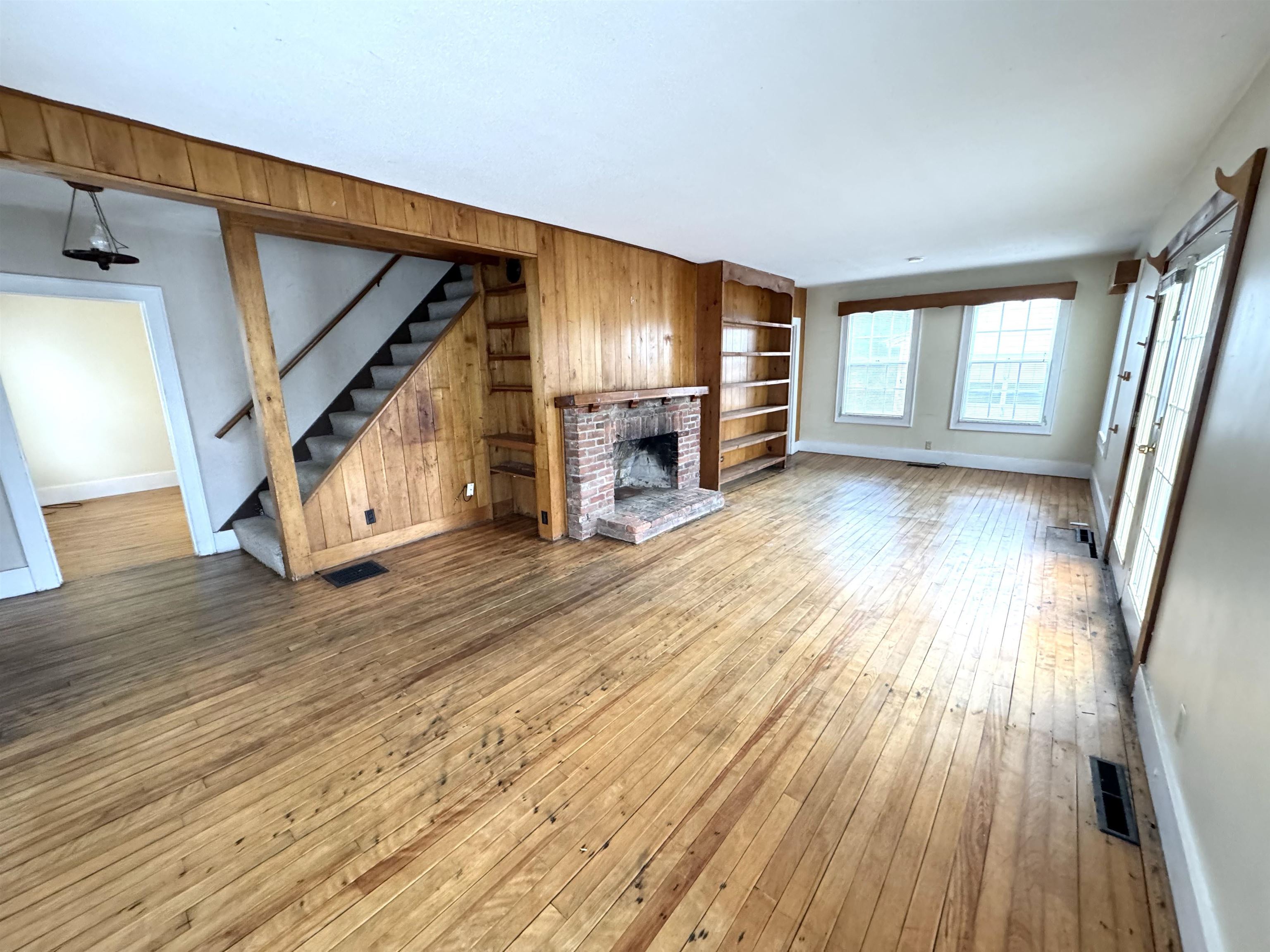 2072 North Main Street Property Photo 25