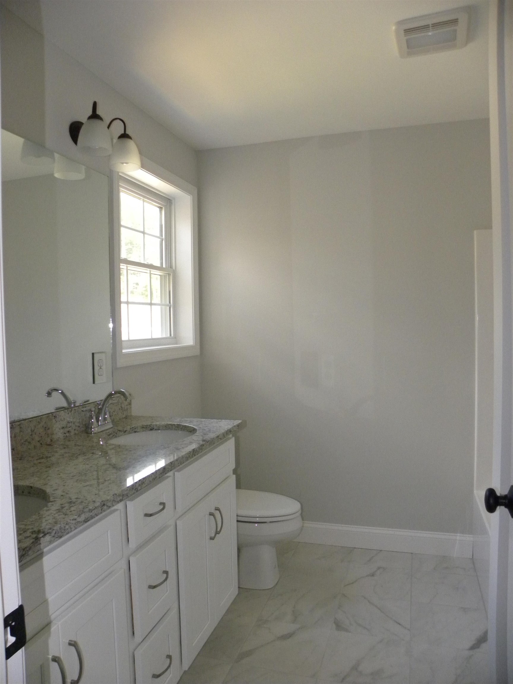 310 Karatzas Avenue Property Photo 14