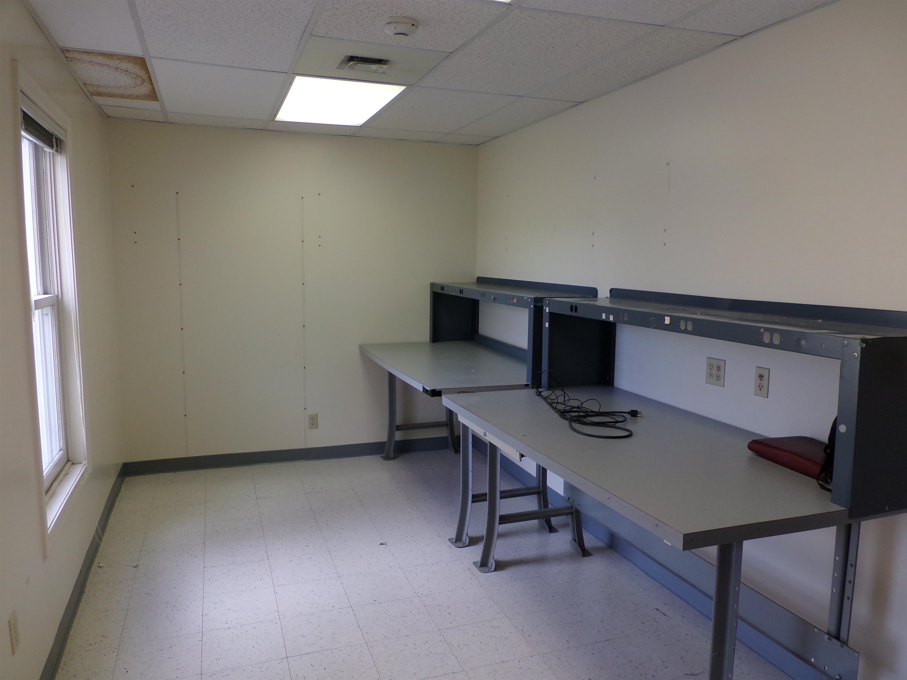 401 Gilford Avenue Property Photo 12