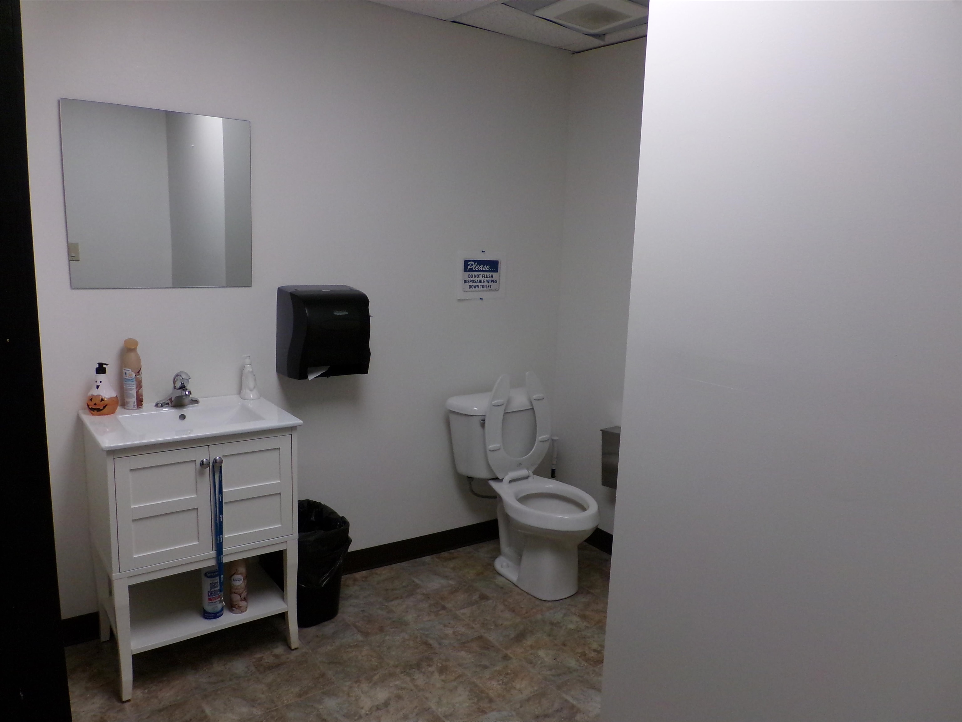 401 Gilford Avenue Property Photo 13