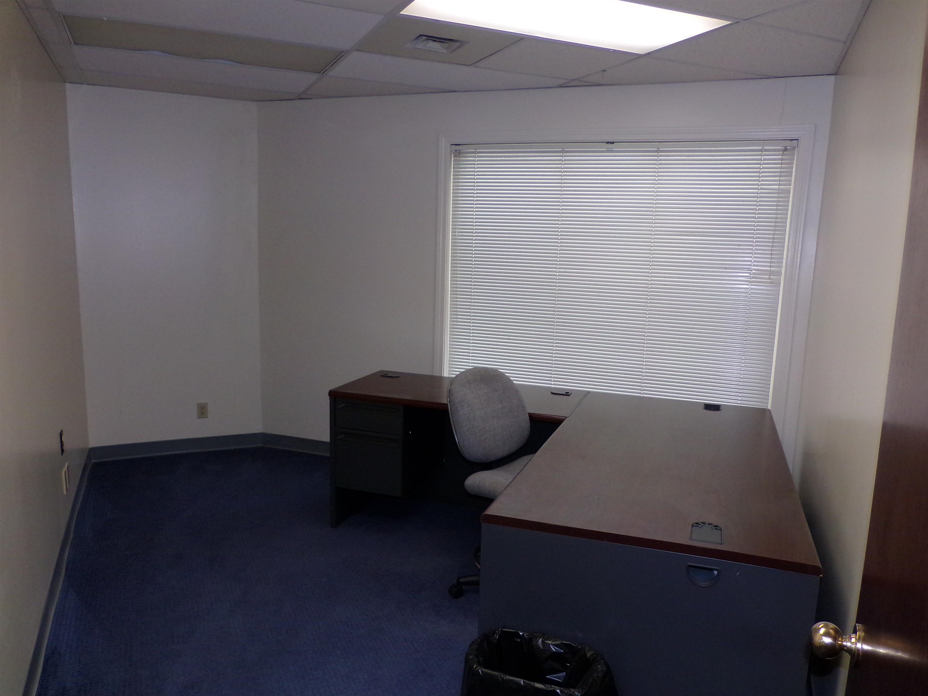 401 Gilford Avenue Property Photo 15