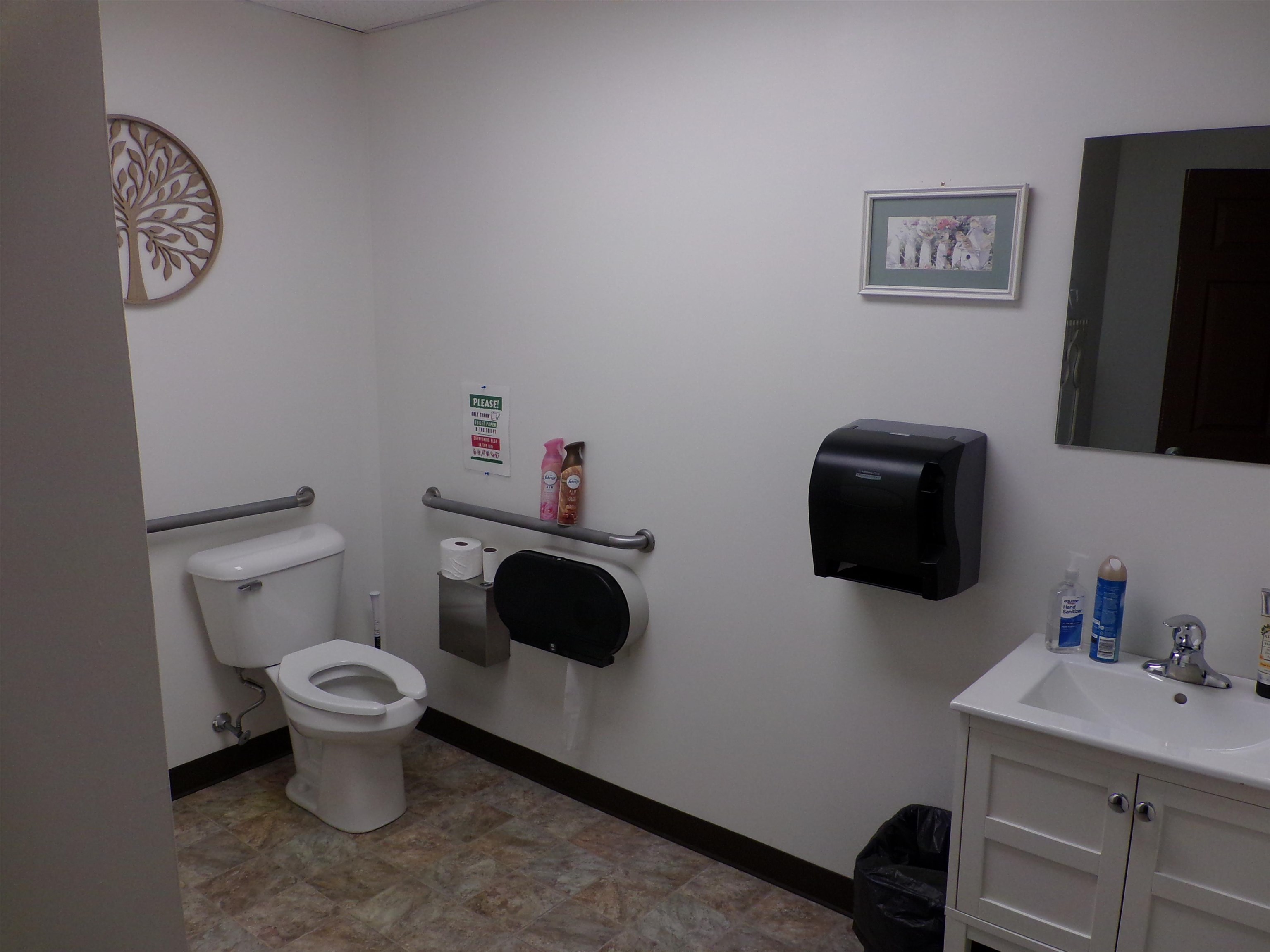 401 Gilford Avenue Property Photo 17
