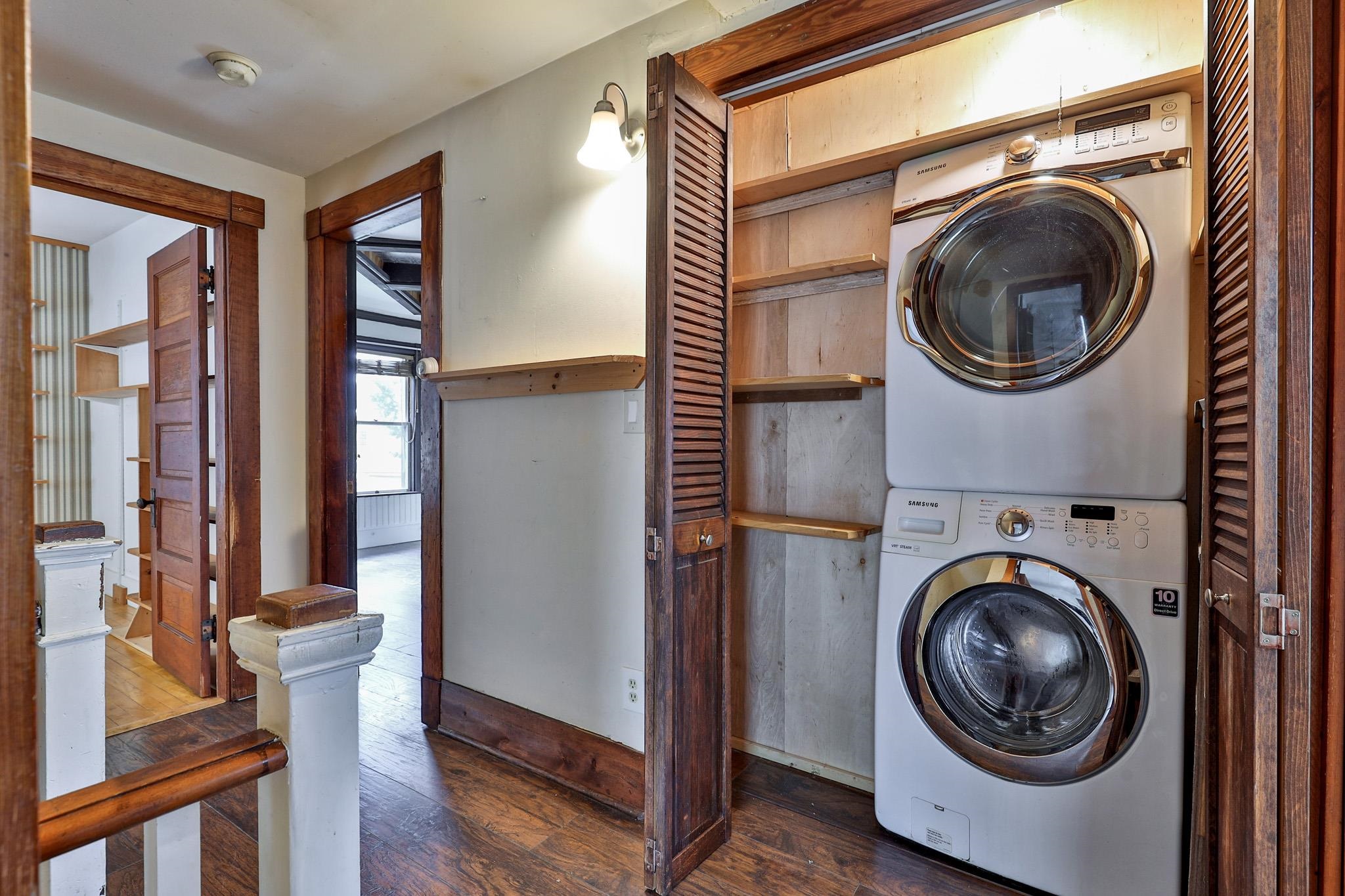 109 Park Row Property Photo 15