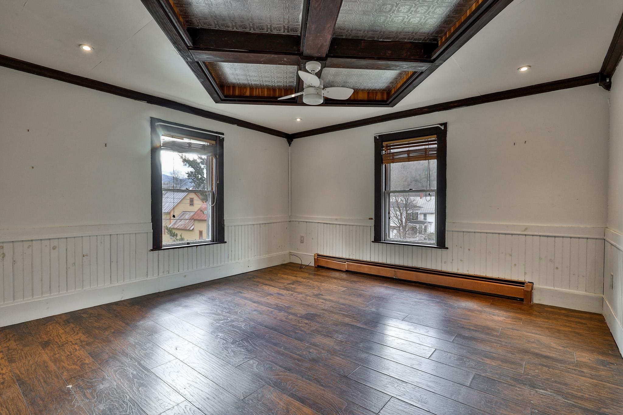 109 Park Row Property Photo 16