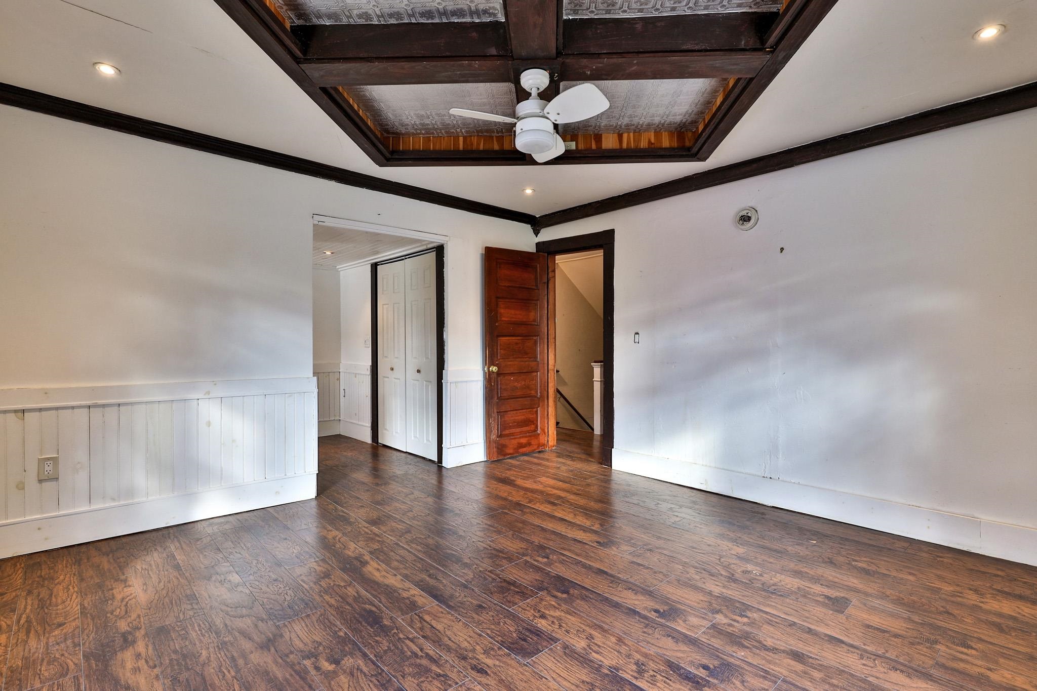 109 Park Row Property Photo 17