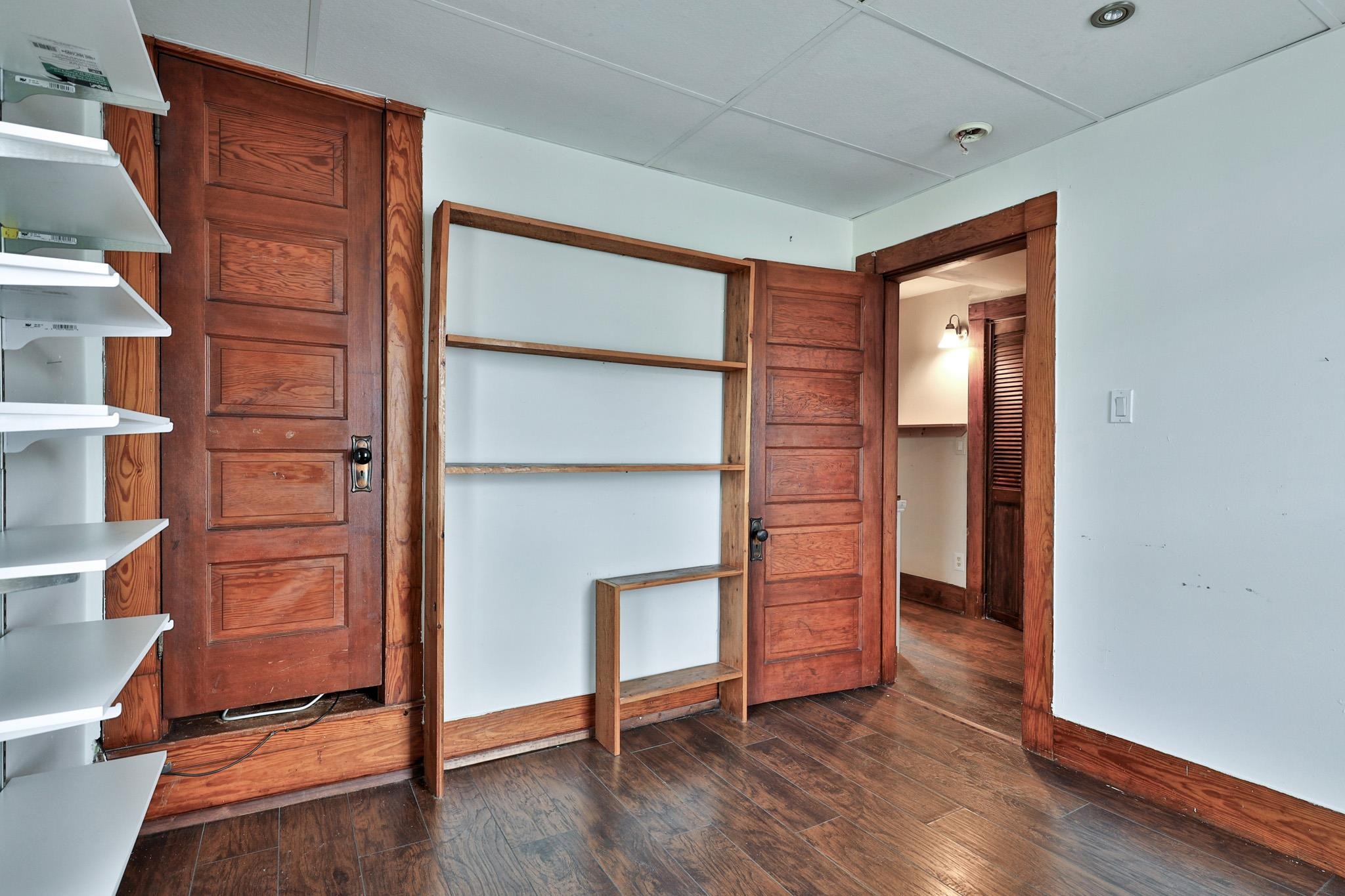 109 Park Row Property Photo 22