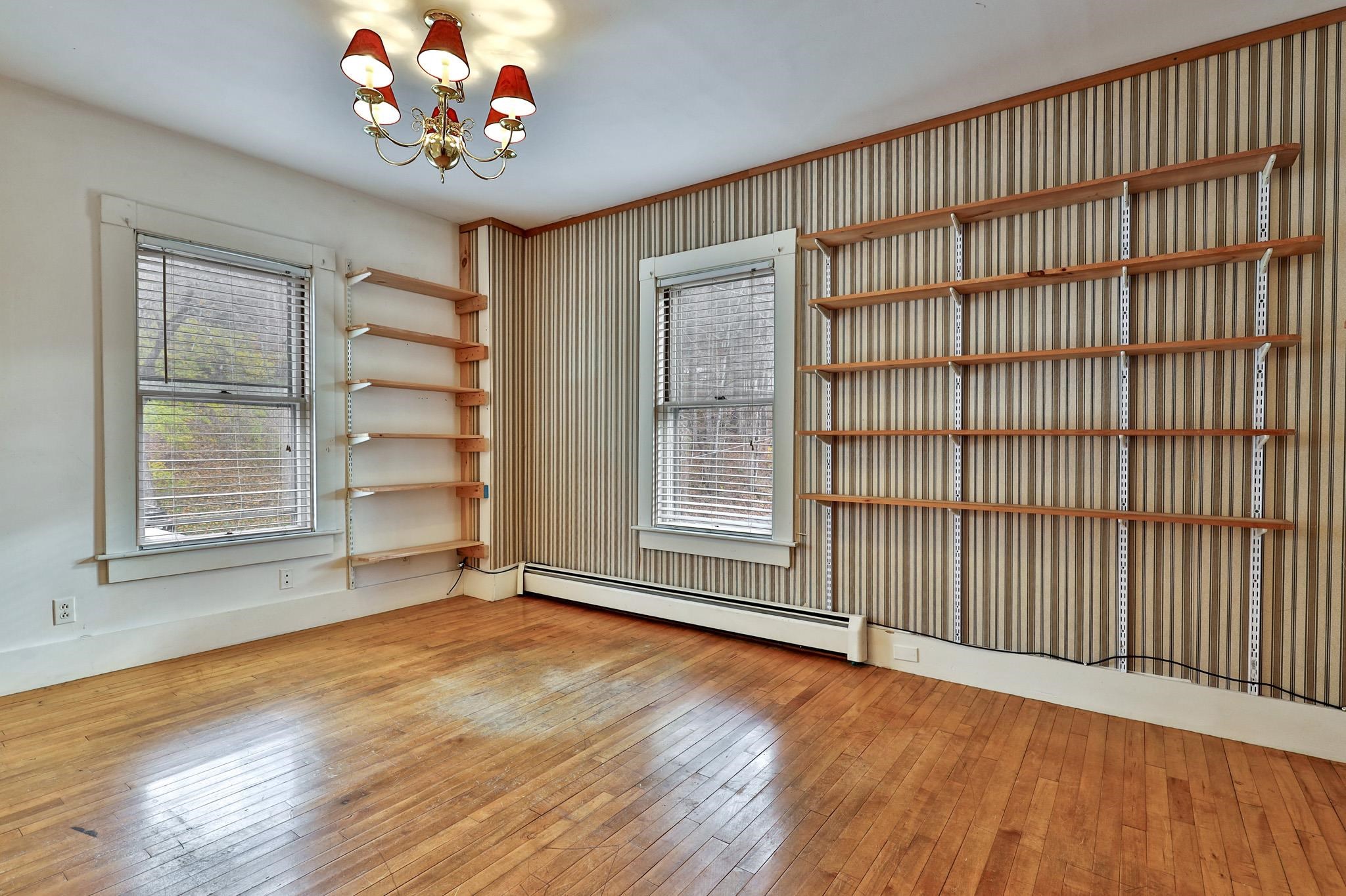 109 Park Row Property Photo 23