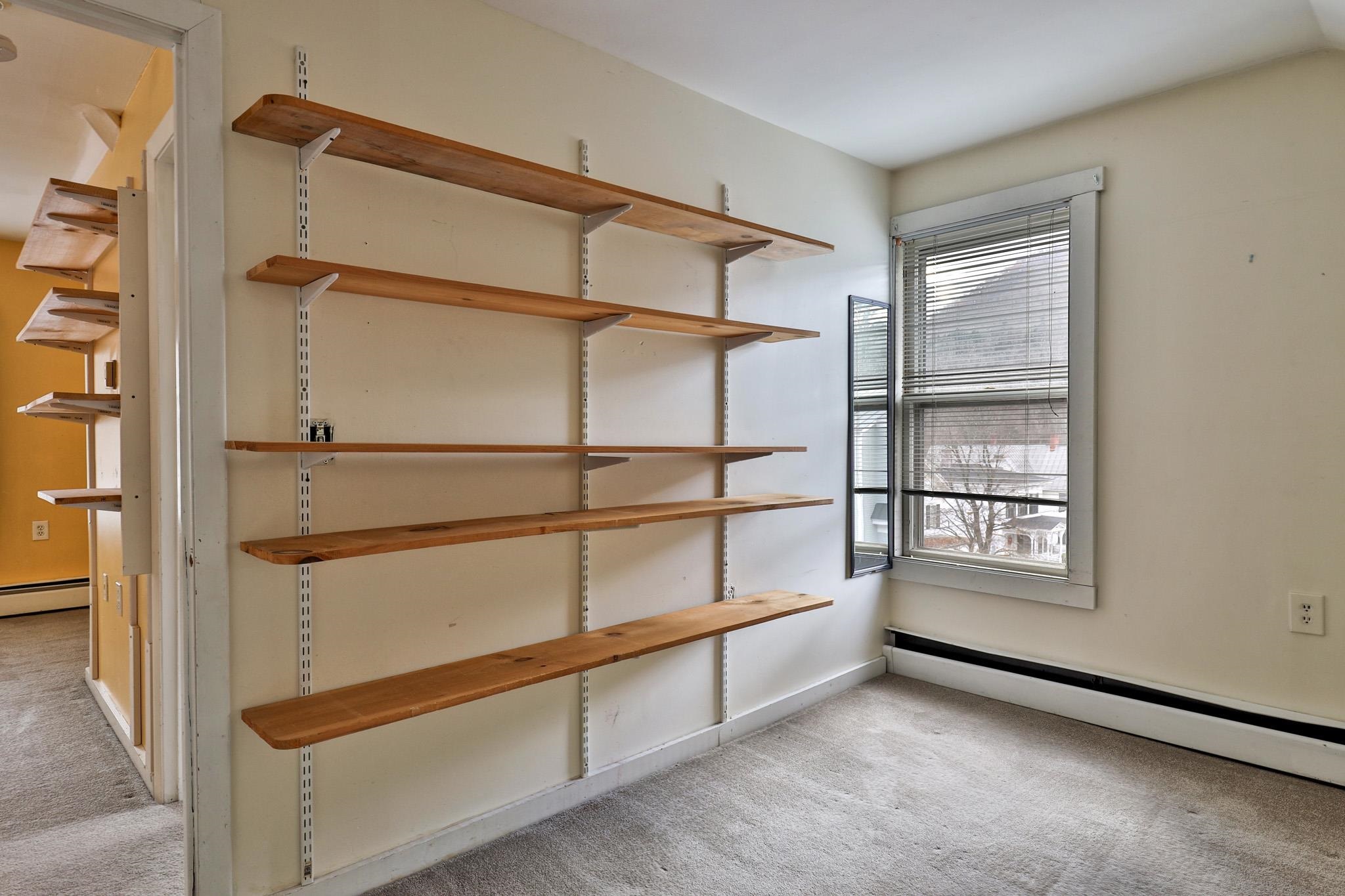 109 Park Row Property Photo 33
