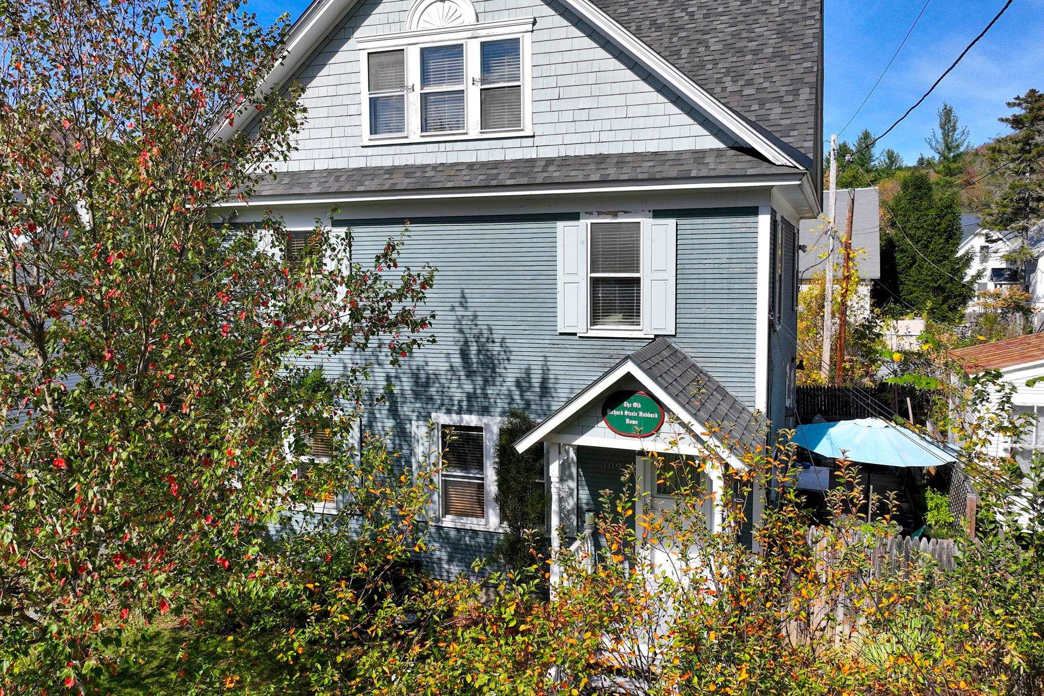 109 Park Row Property Photo 35