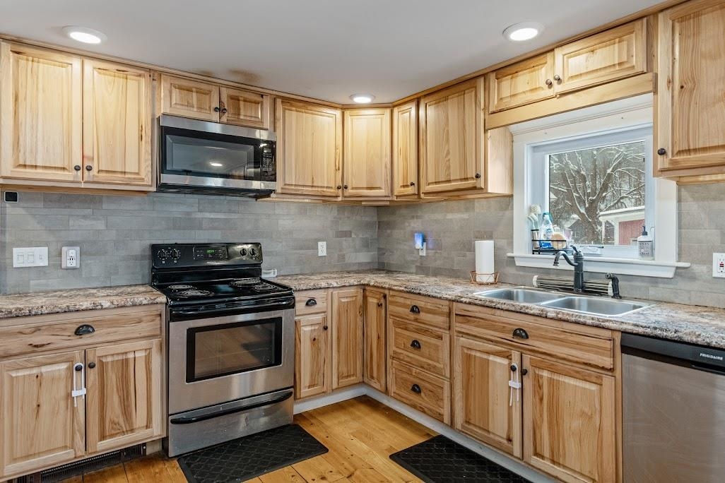 54 Vermont Route 100c Property Photo 4