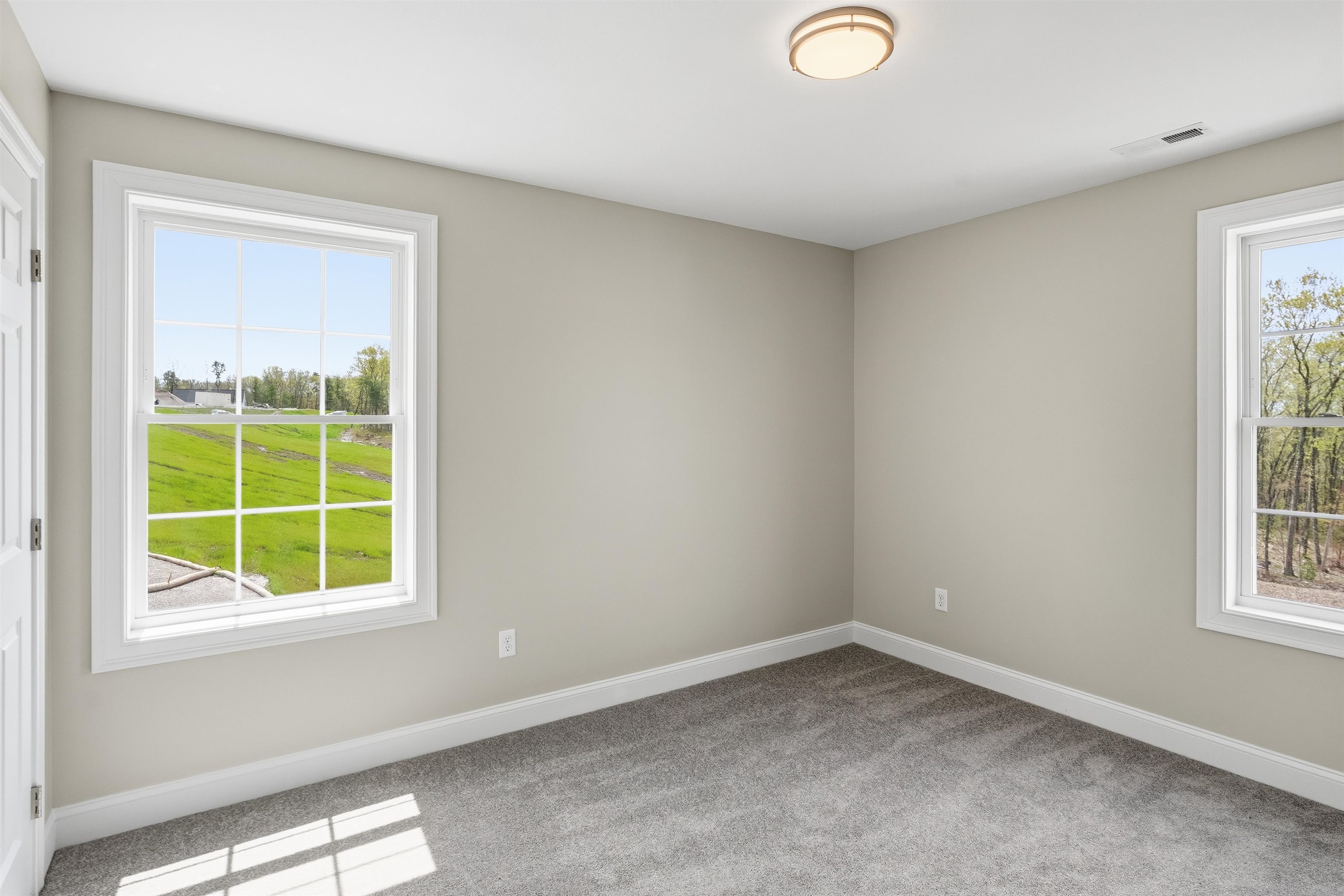 52 Daniel Road Property Photo 34