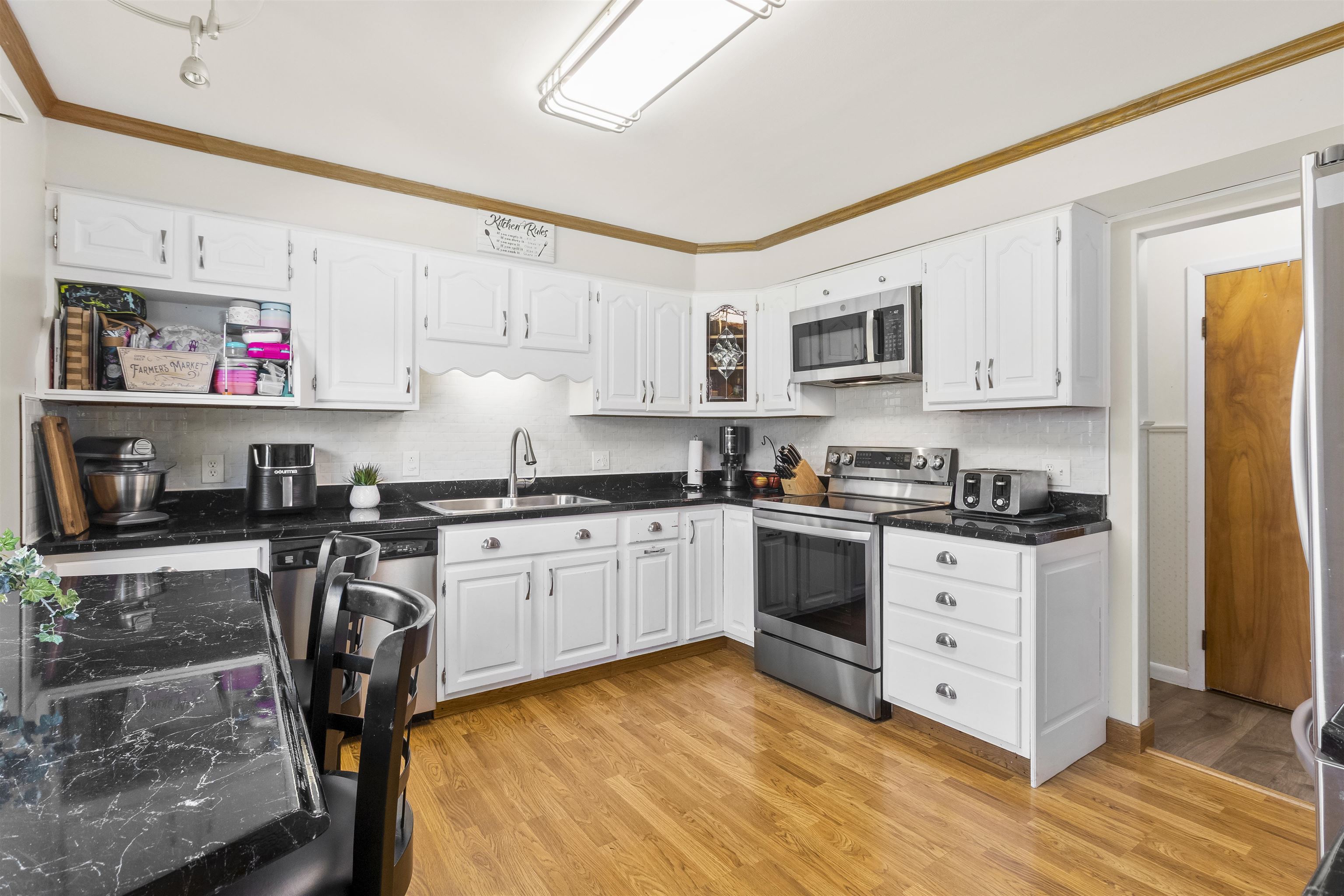 258 Harvest Hills Drive Property Photo 8