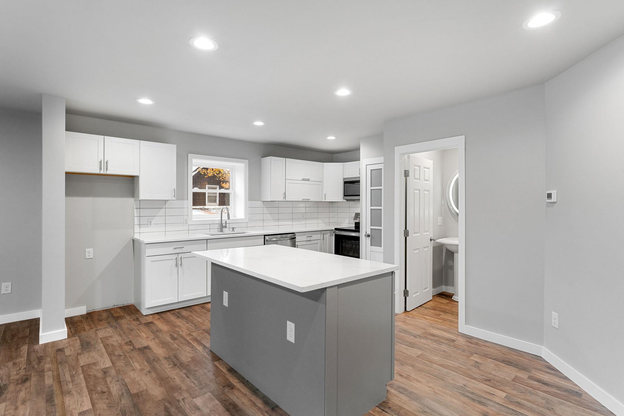 35 Cole Avenue Property Photo 6