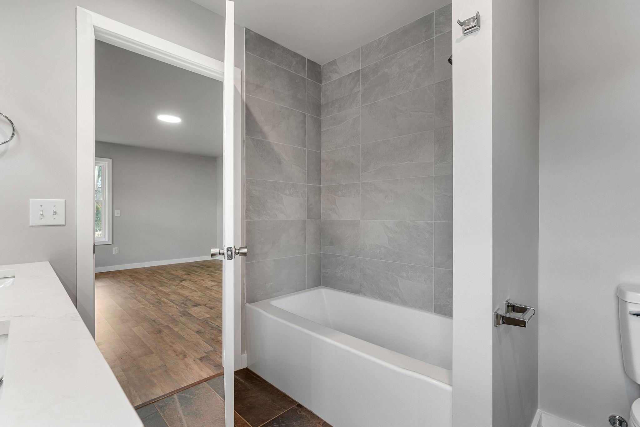 35 Cole Avenue Property Photo 19