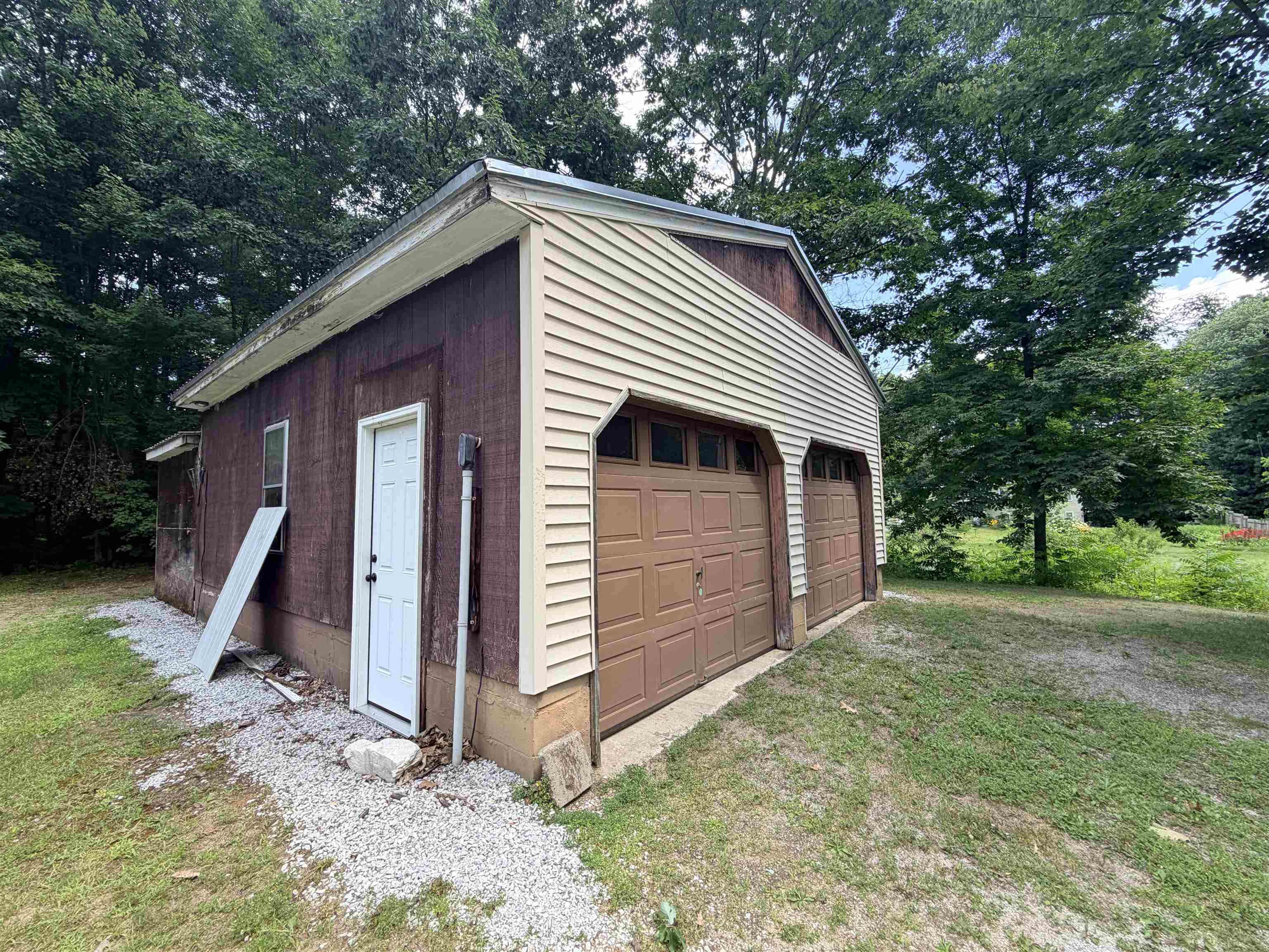79 Waugh Farm Road Property Photo 6
