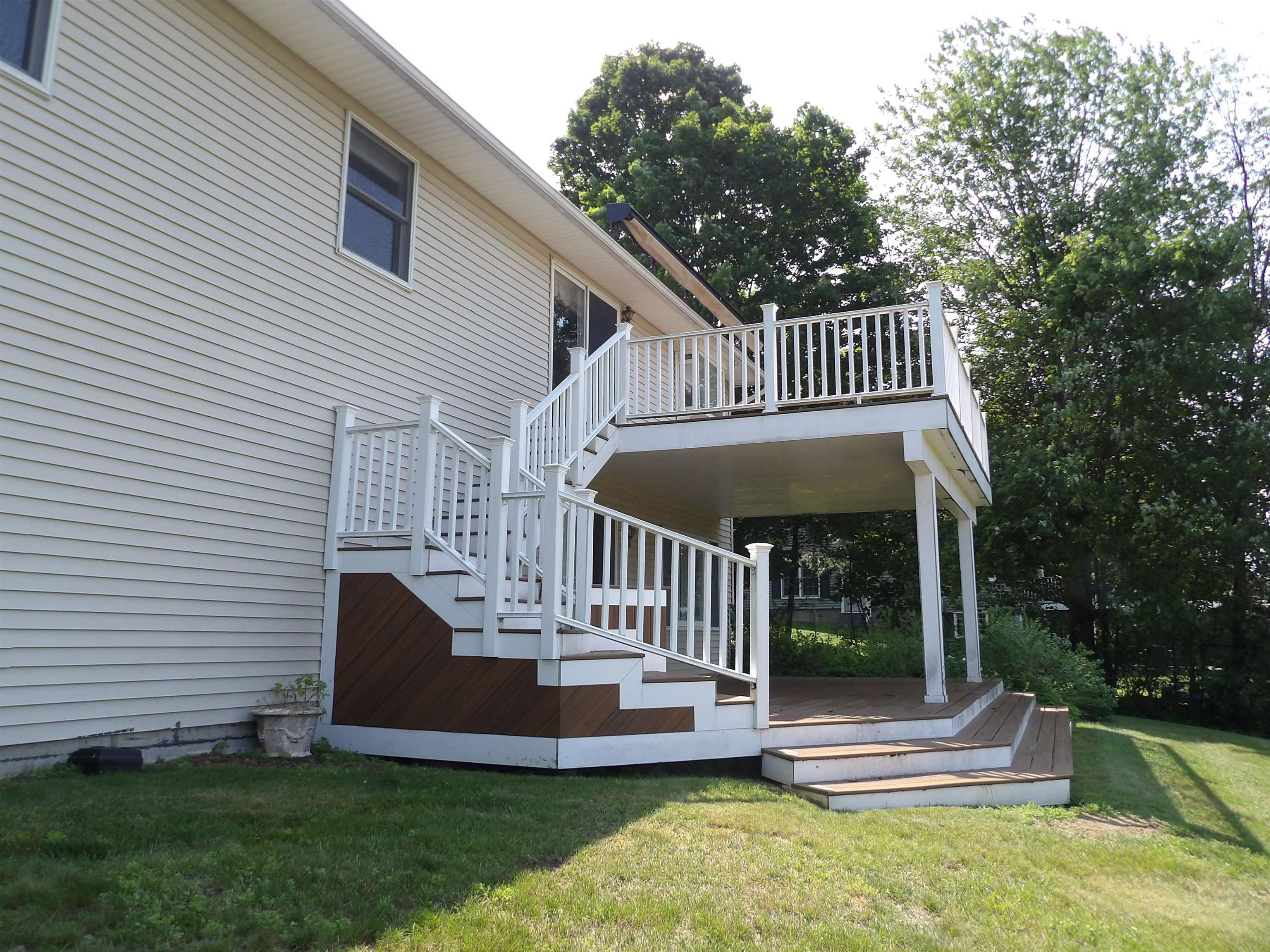 249 West Ridge Terrace Property Photo 5