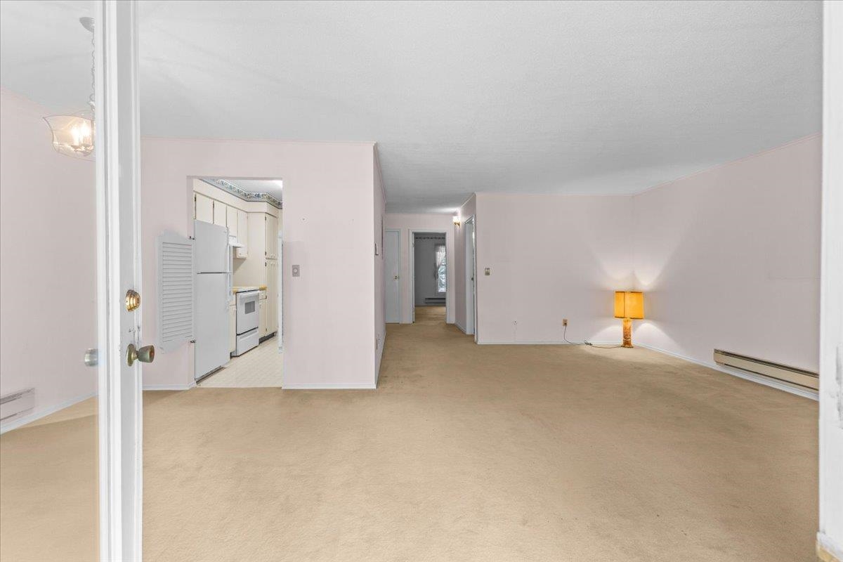 100 Kennedy Drive Property Photo 11