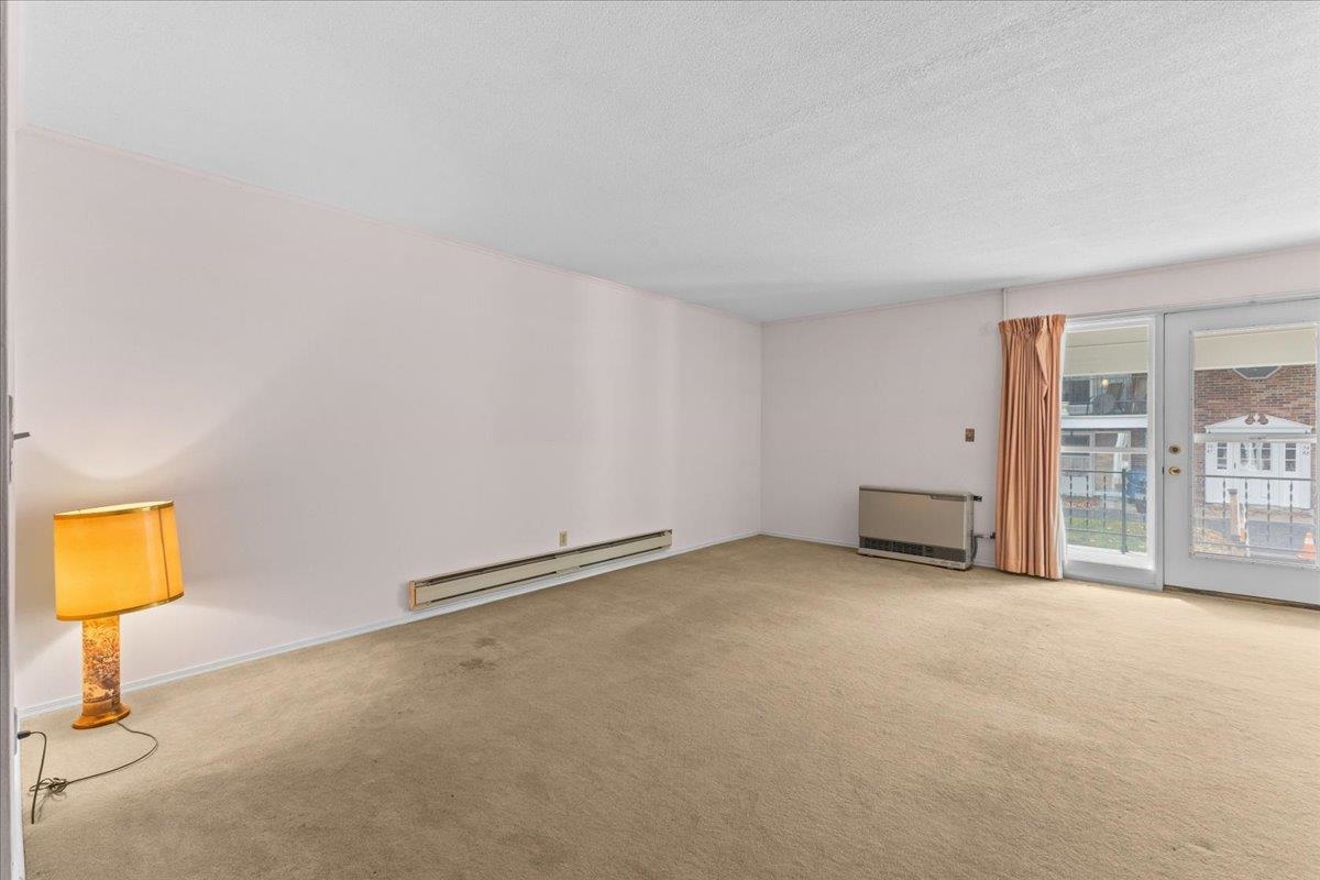 100 Kennedy Drive Property Photo 15