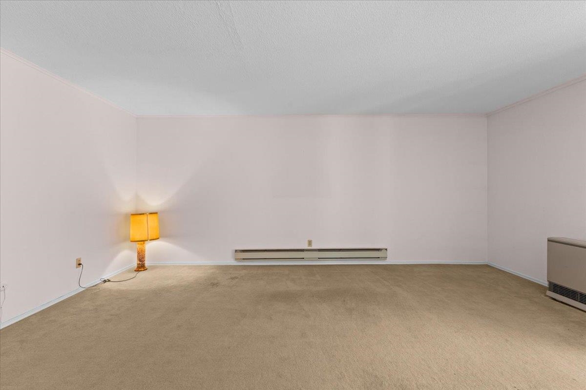 100 Kennedy Drive Property Photo 17