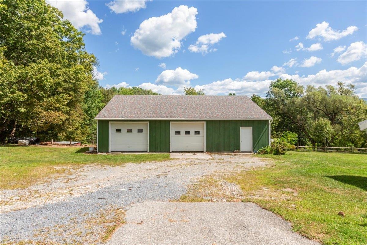 1594 Vt Route 7a Property Photo 7