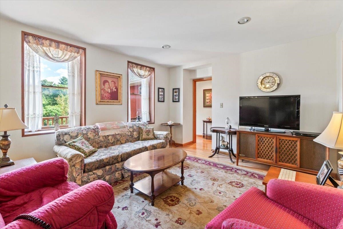 1594 Vt Route 7a Property Photo 14