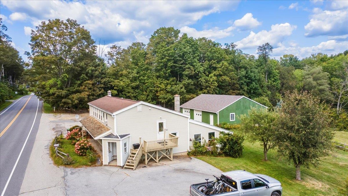 1594 Vt Route 7a Property Photo 3