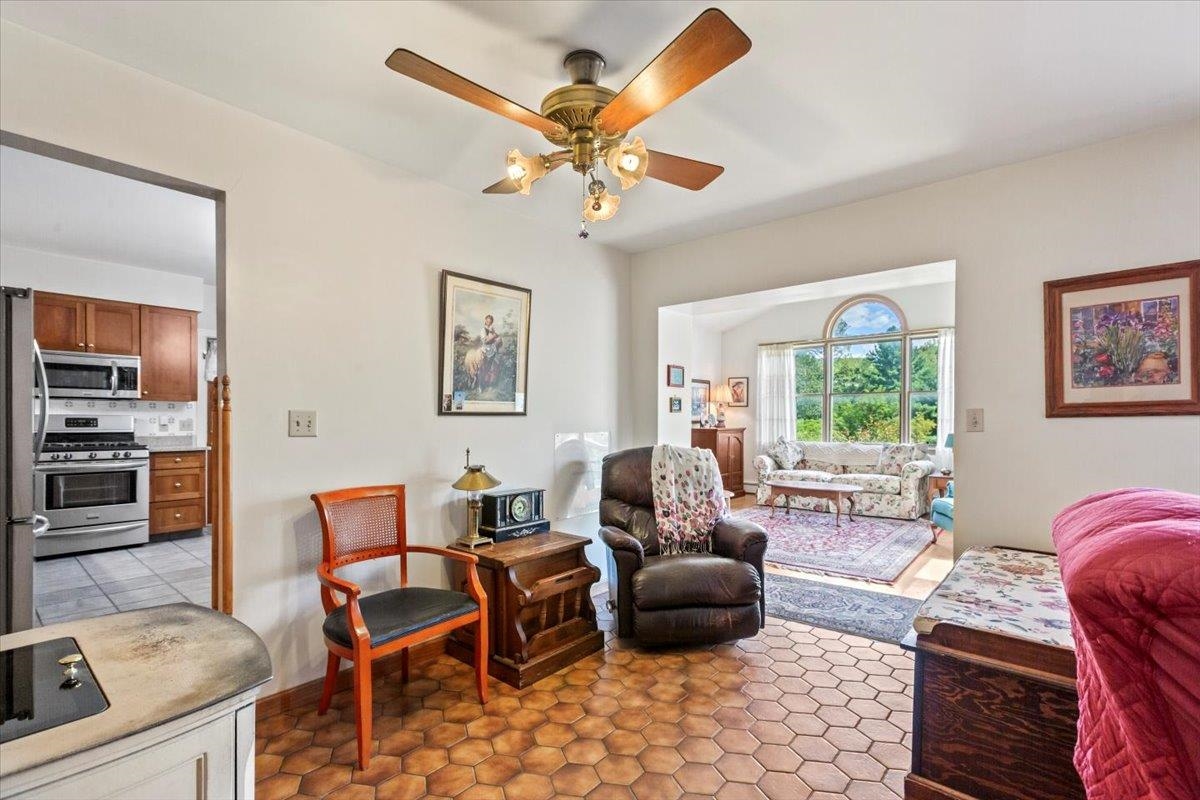 1594 Vt Route 7a Property Photo 18