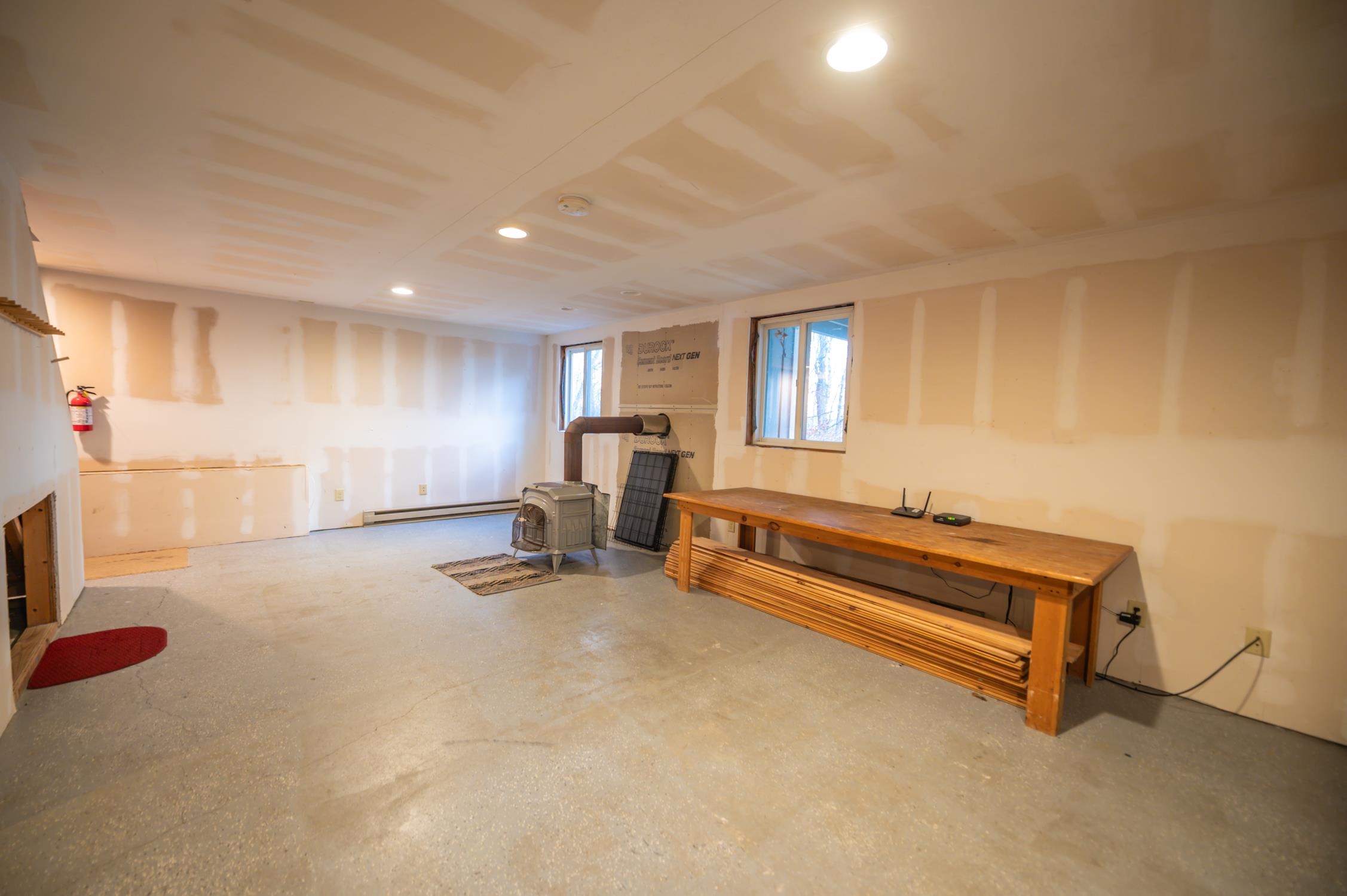 12 Lilla Lane Property Photo 16