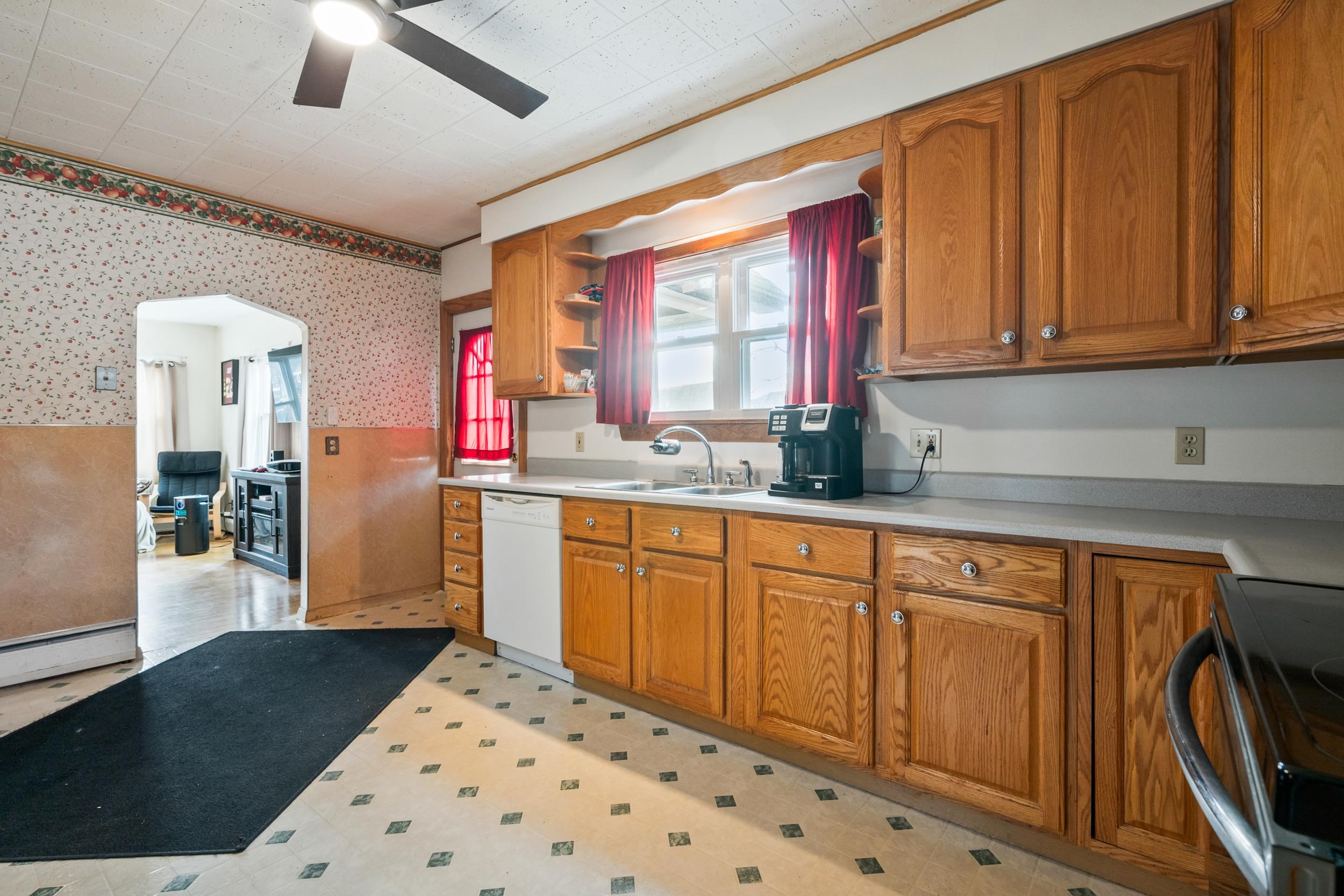 191 Sweden Street Property Photo 7