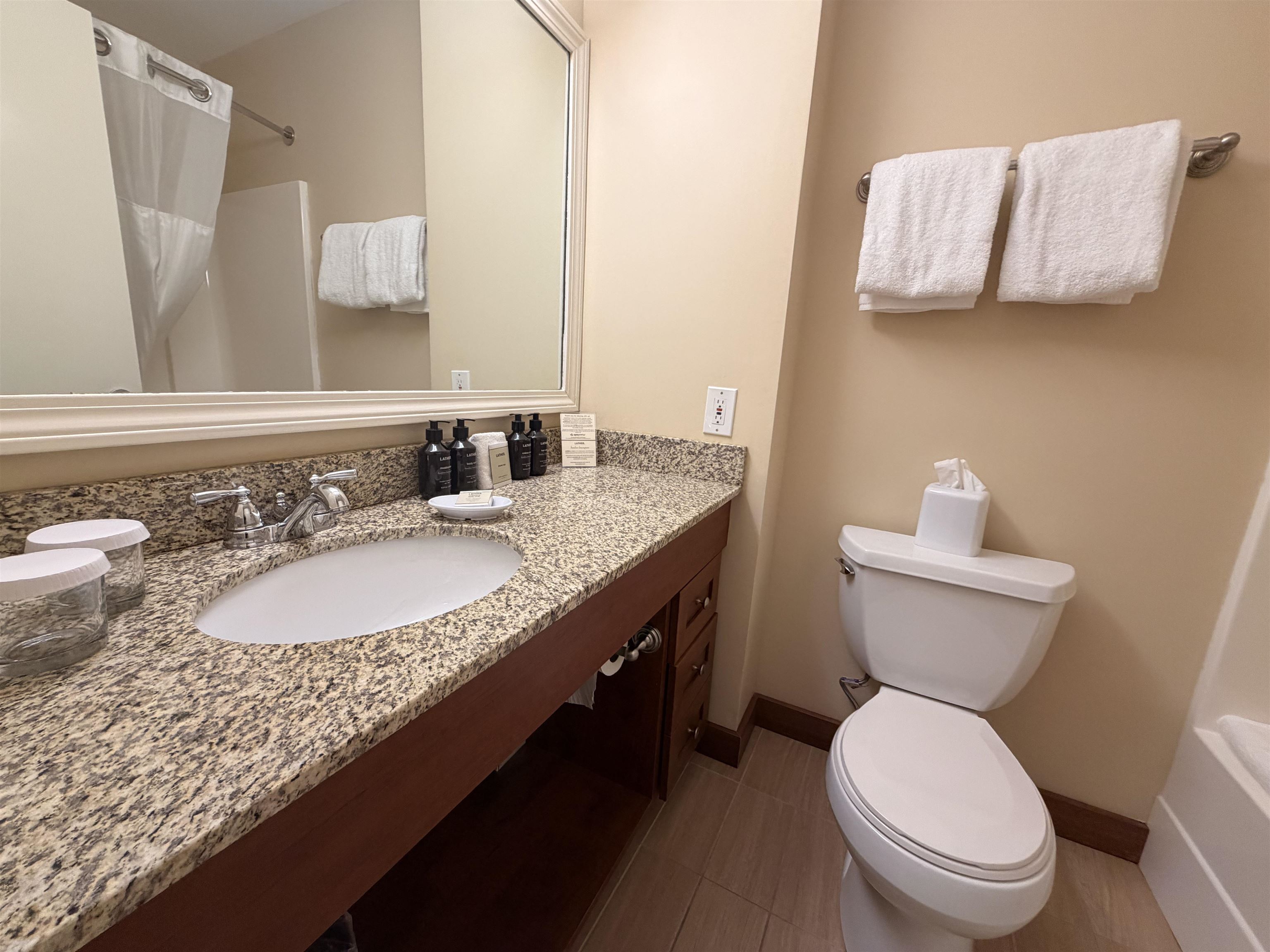 204/206 Qtr 2 Grand Summit Way Property Photo 11