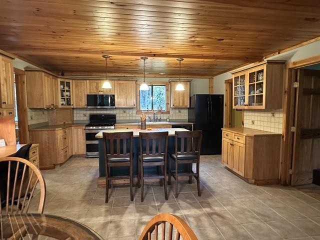 196 Hudson Drive Property Photo 4