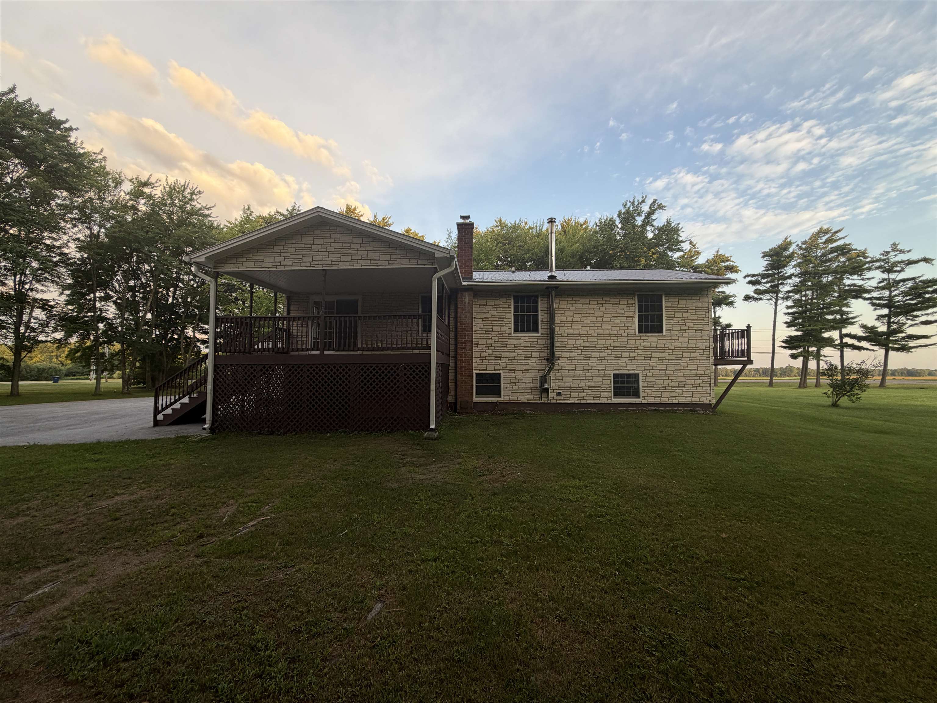 540 Route 7 Property Photo 9
