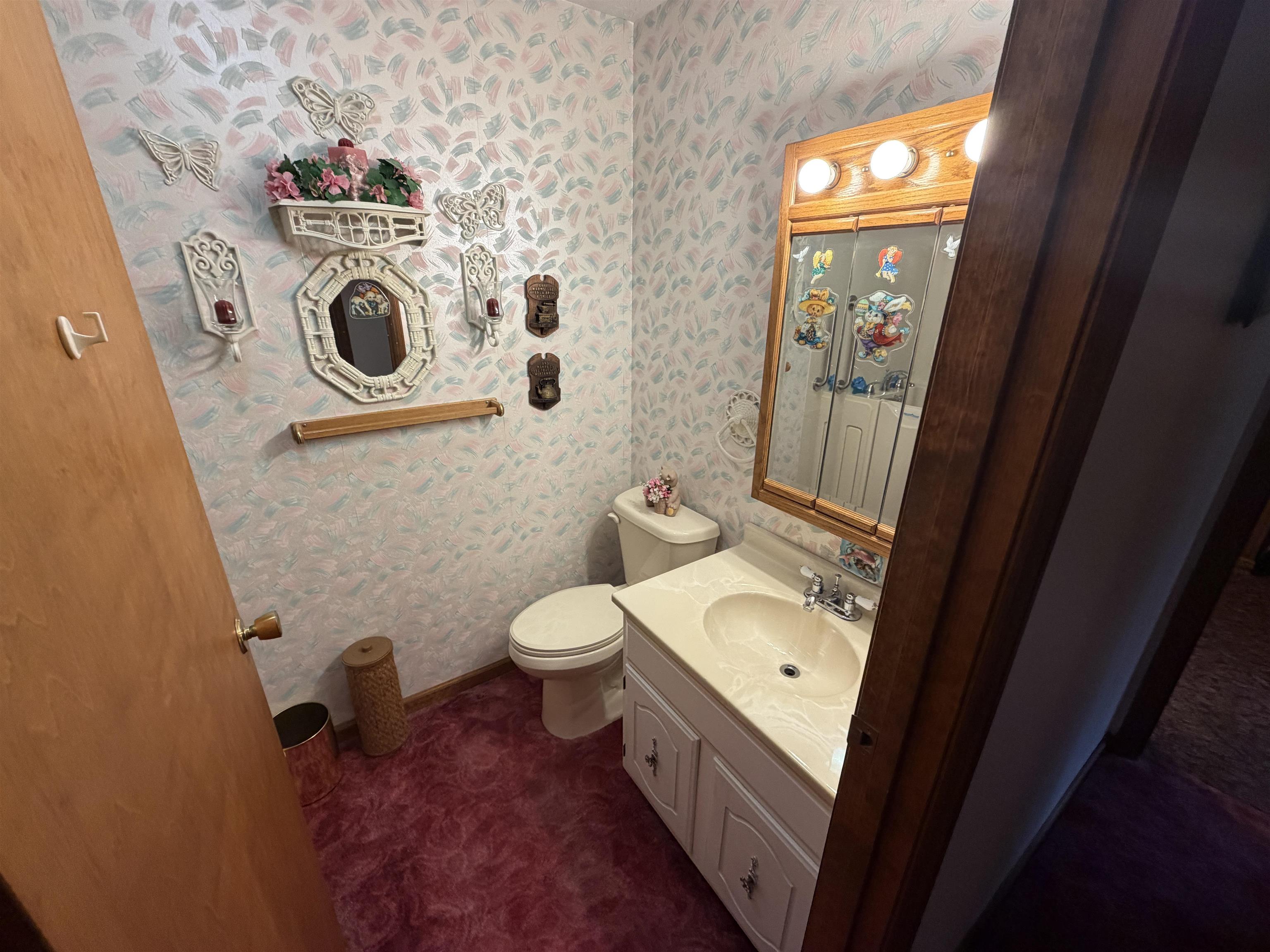 540 Route 7 Property Photo 33