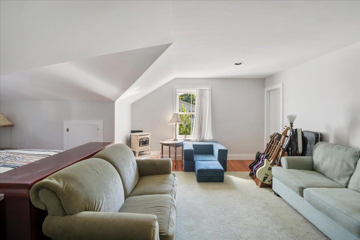 29 Maple Street Property Photo 37