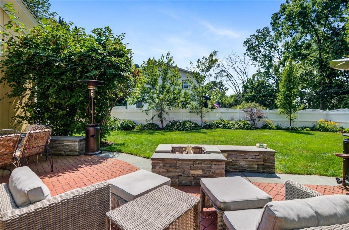 29 Maple Street Property Photo 55