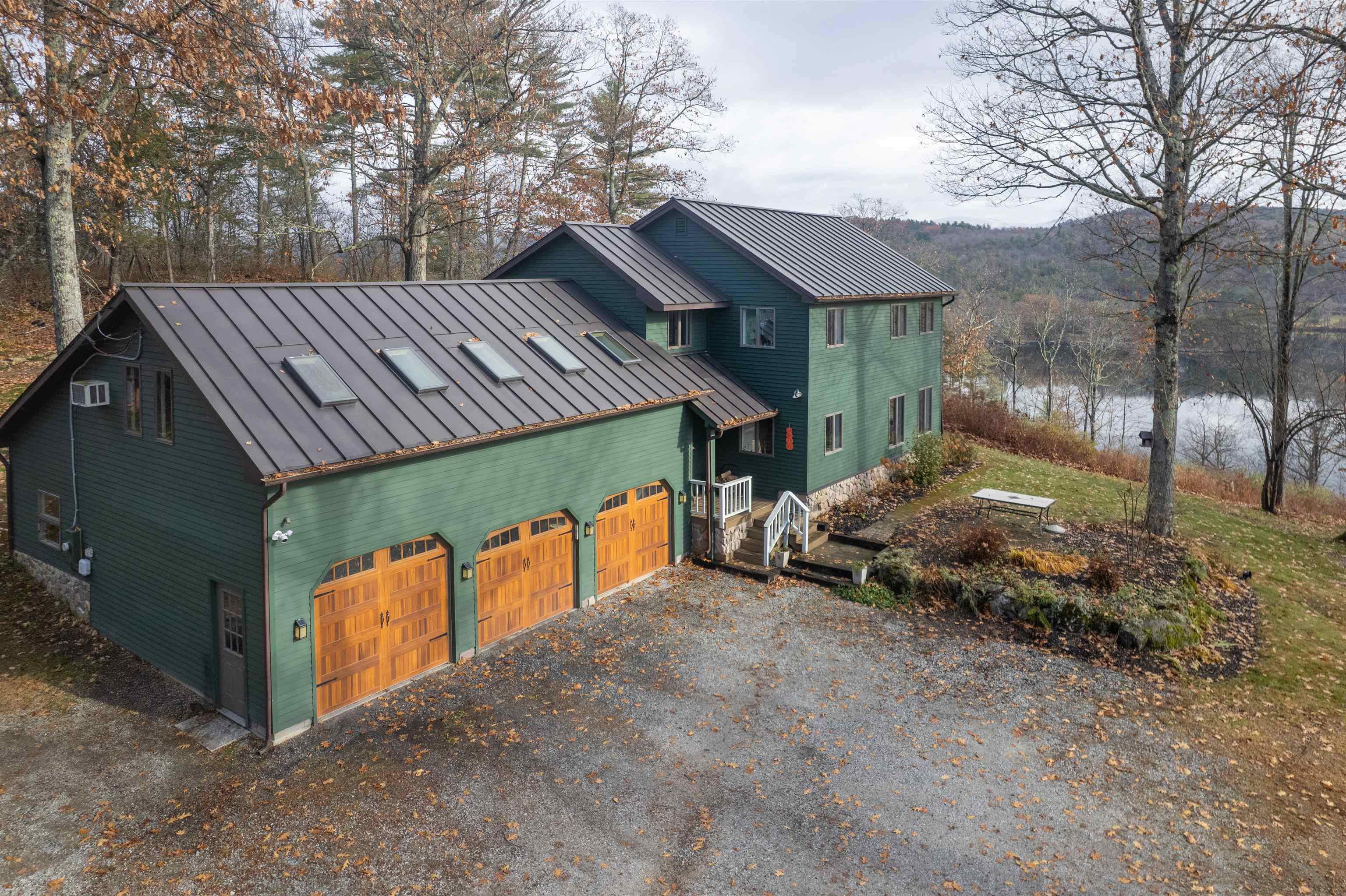 587 Johnson Spooner Road Property Photo 2