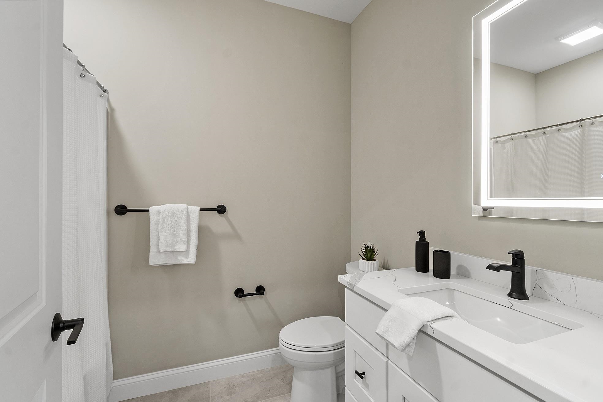 10100 S Willow Street Property Photo 24