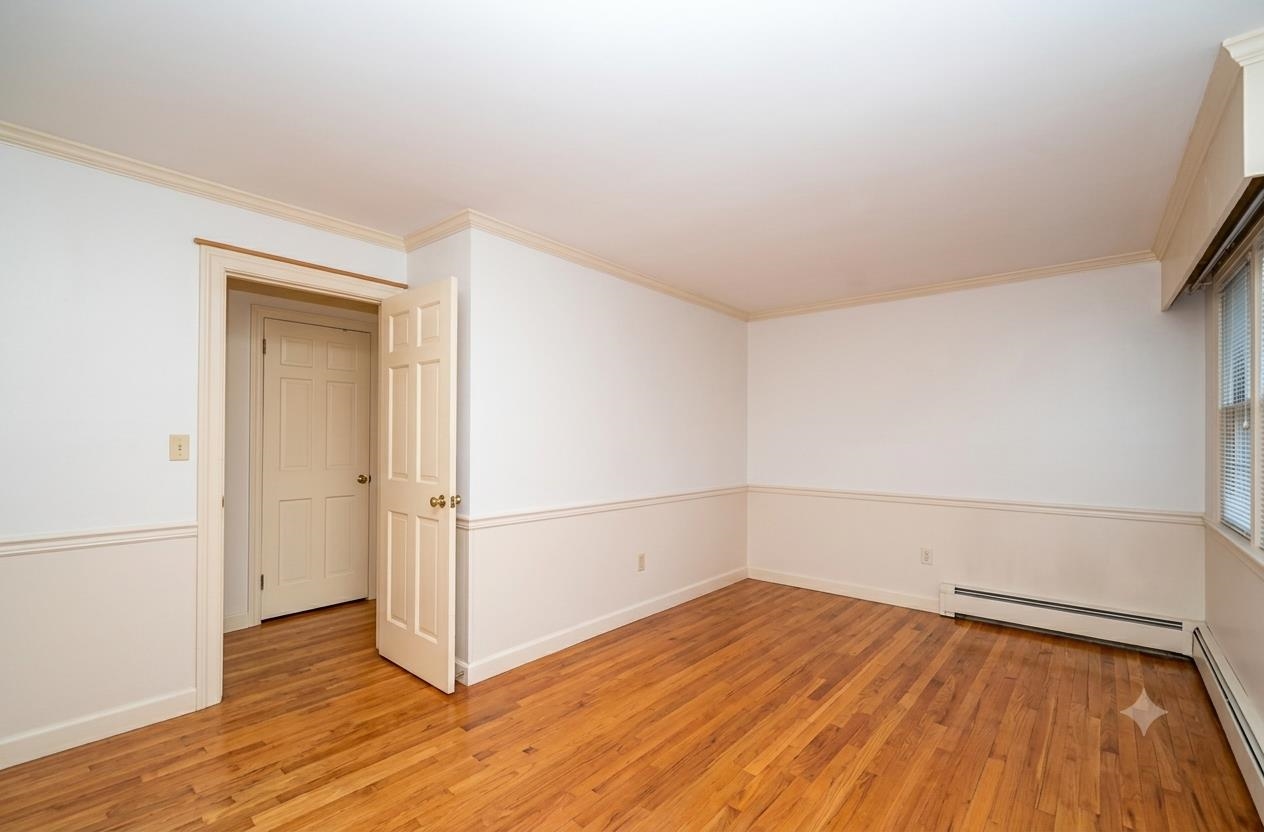1 Exeter Road Property Photo 25