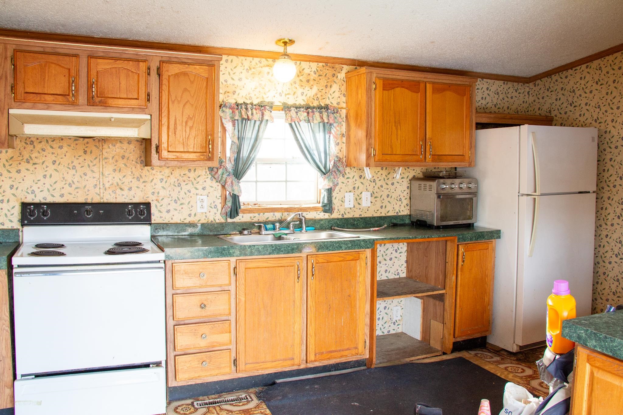 25 Wilder Lane Property Photo 6