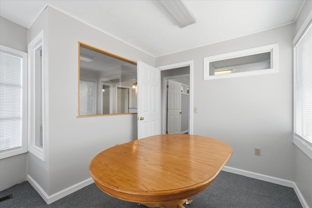 938-950 Shelburne Road Property Photo 10