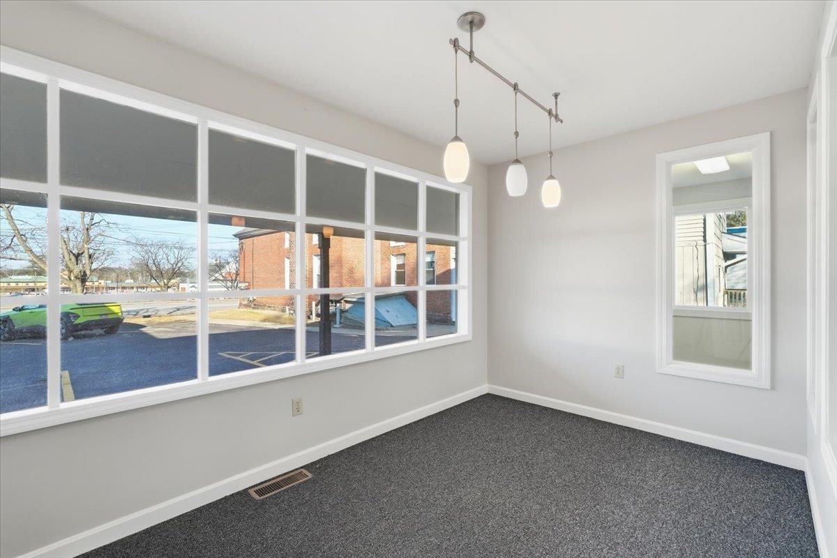 938-950 Shelburne Road Property Photo 14