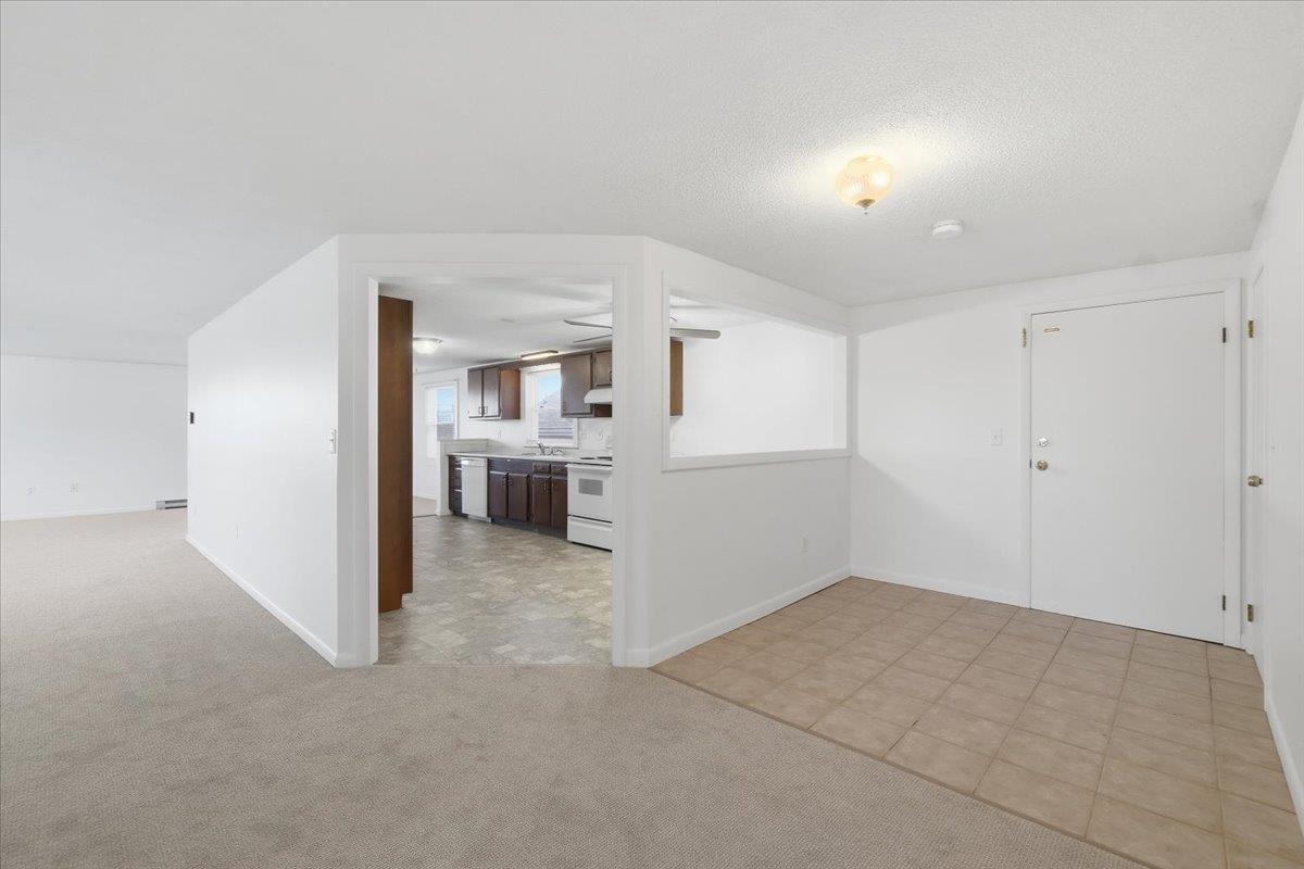 938-950 Shelburne Road Property Photo 20