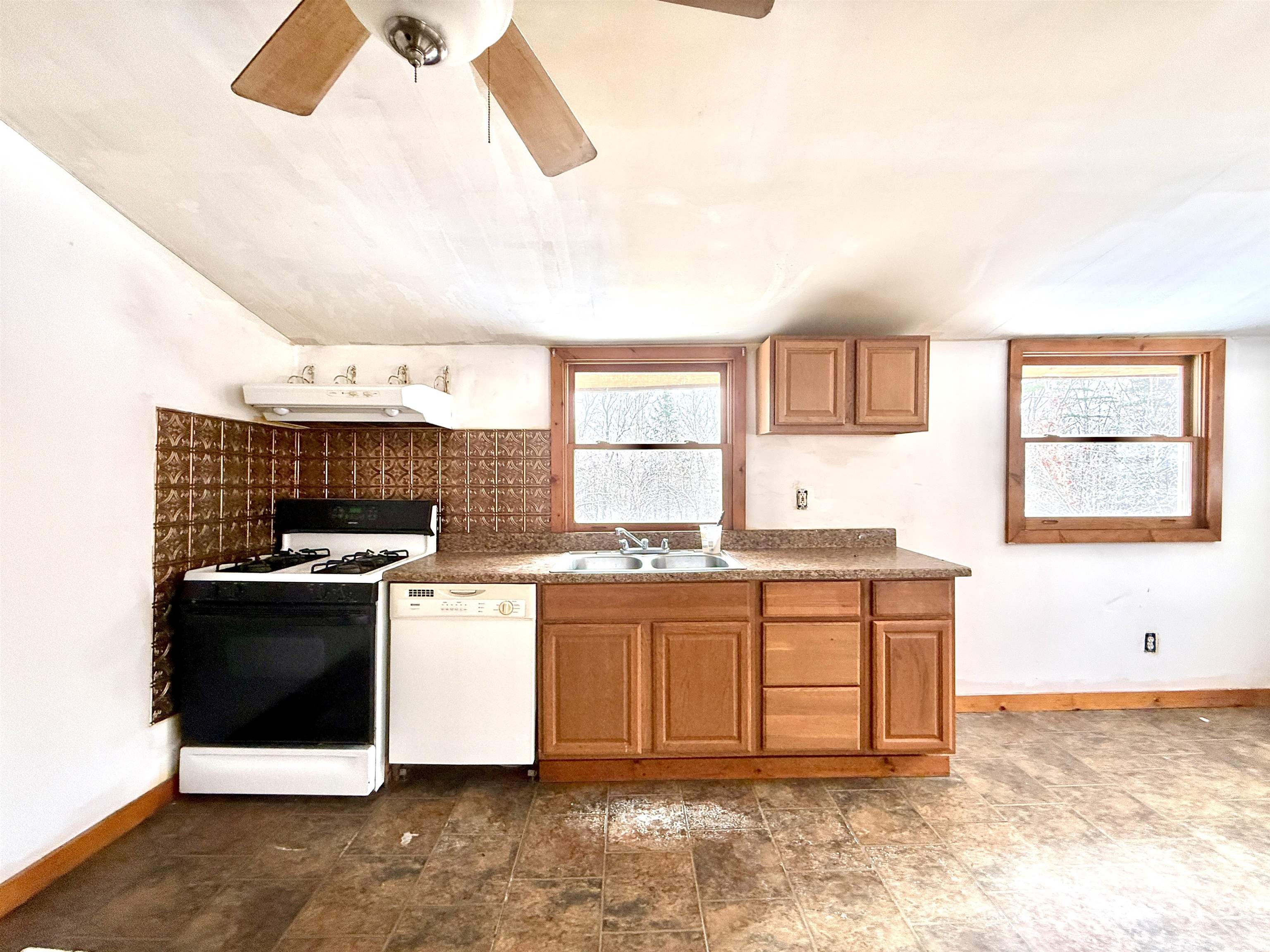 25 Maillet Road Property Photo 9