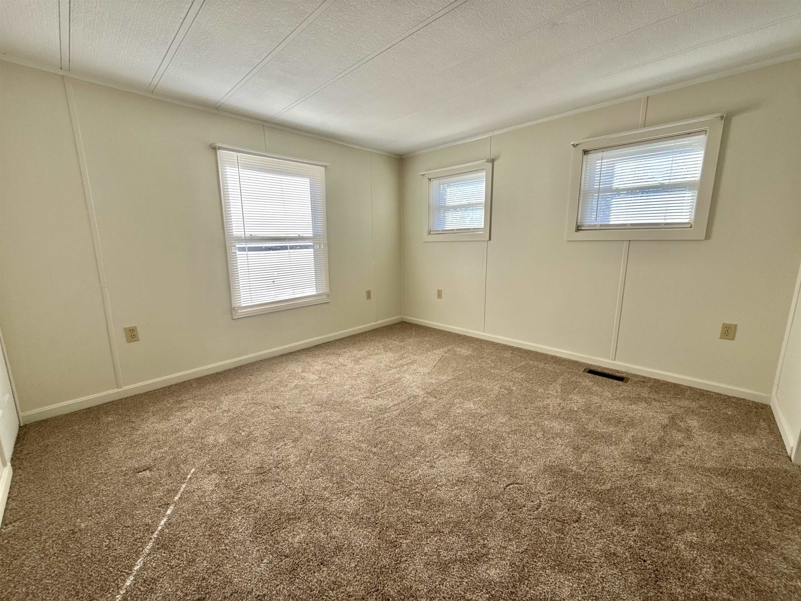 81 Crampton Road Property Photo 14